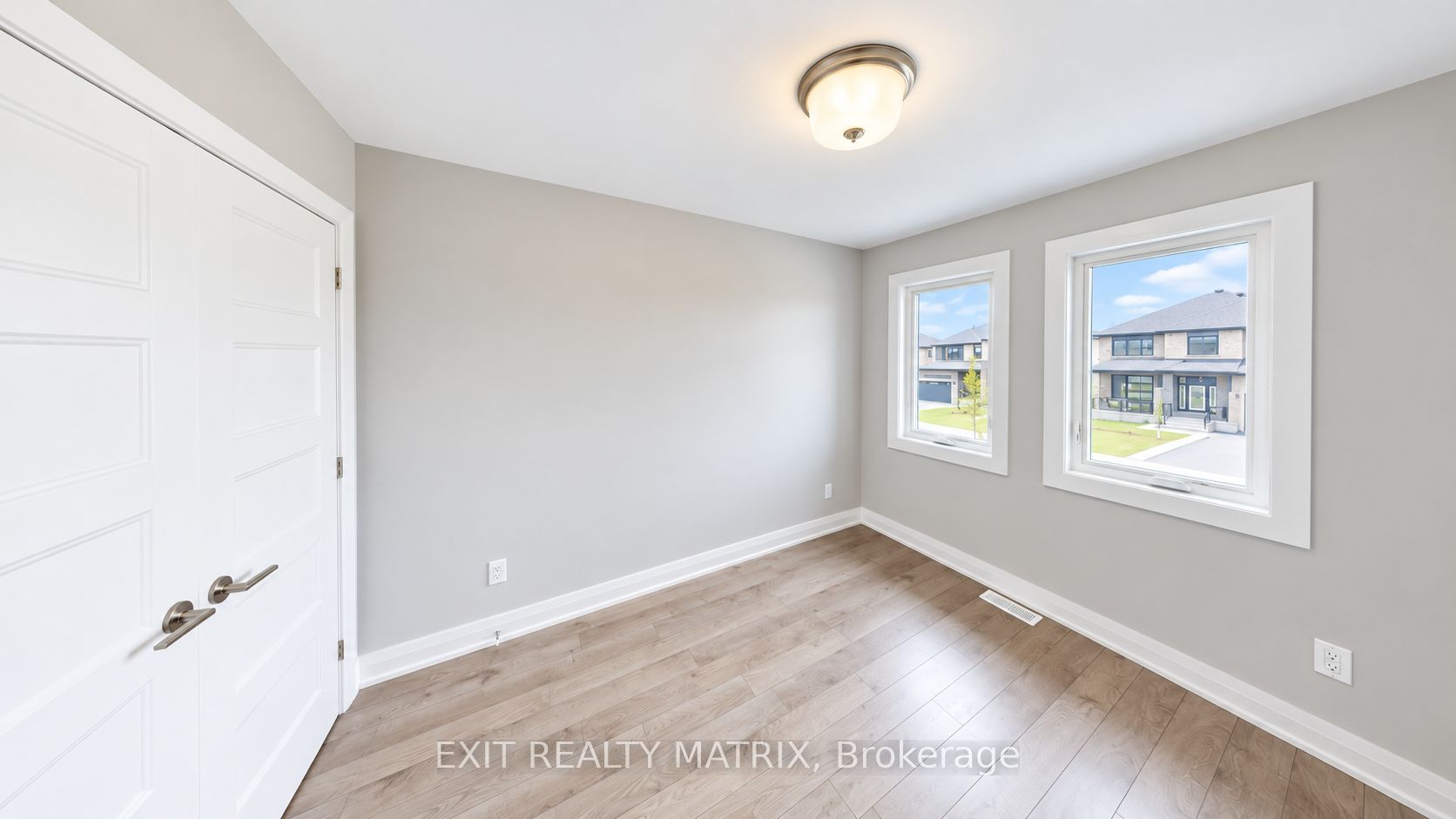 190 Argile Street Property Photo 11