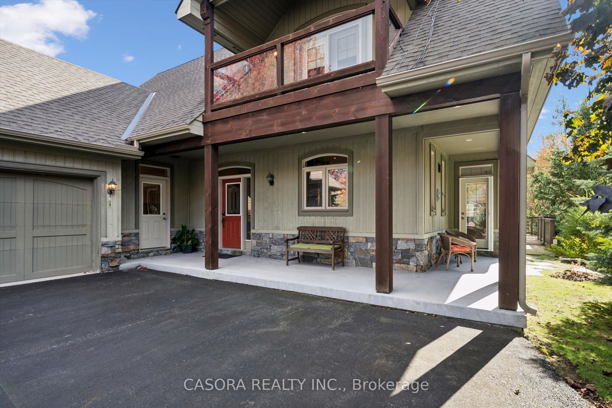 15 Breakwater Court Property Photo 4