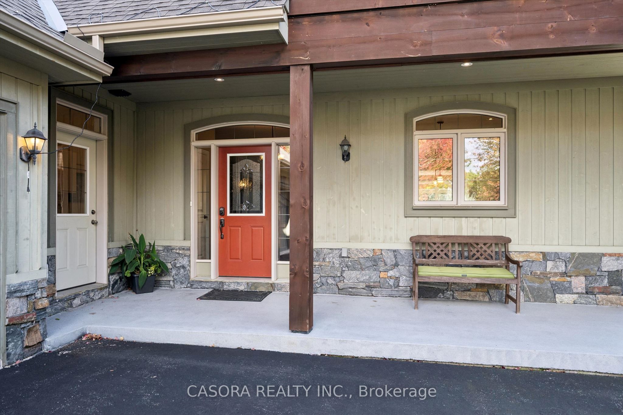 15 Breakwater Court Property Photo 5