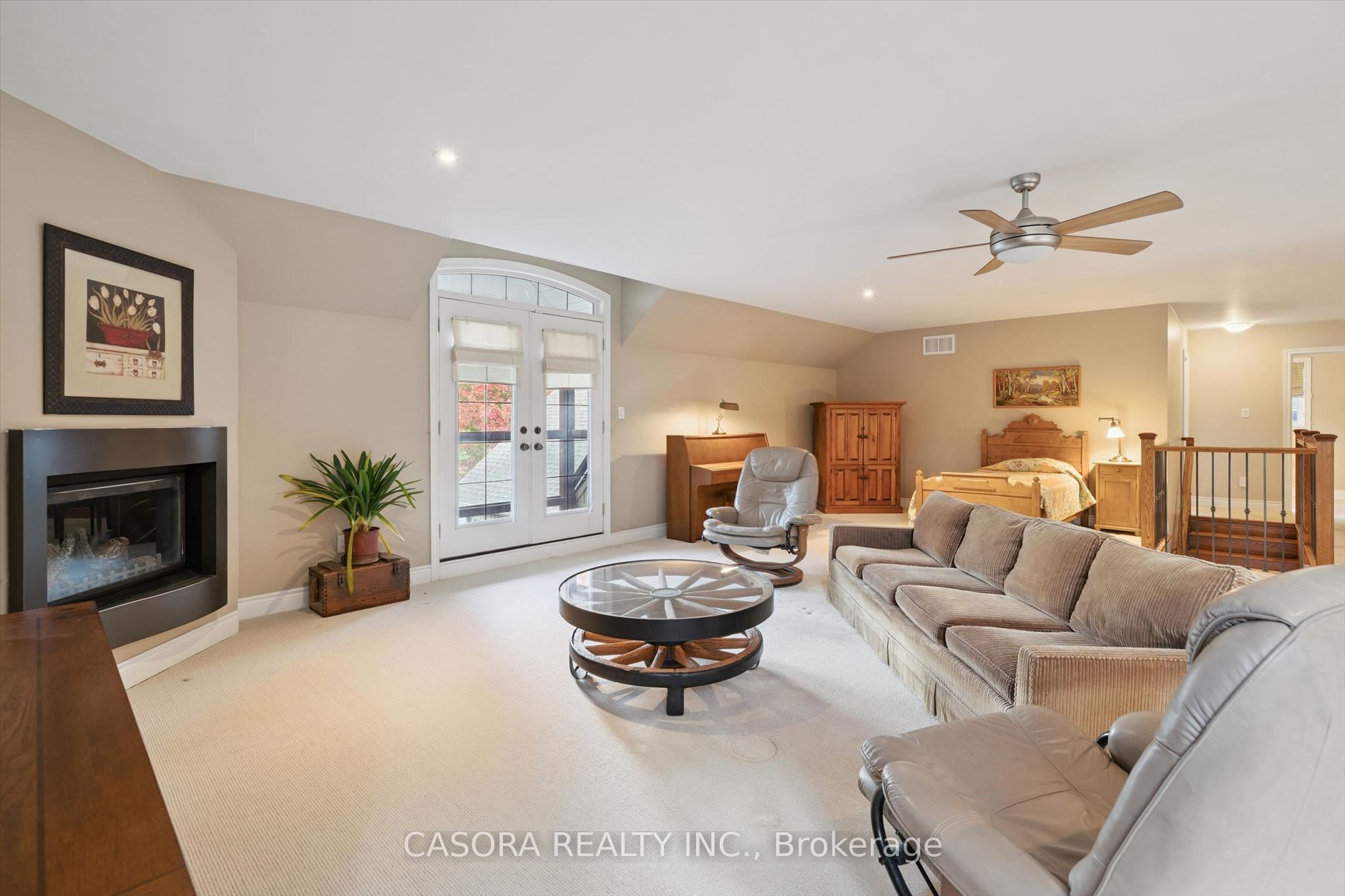 15 Breakwater Court Property Photo 29