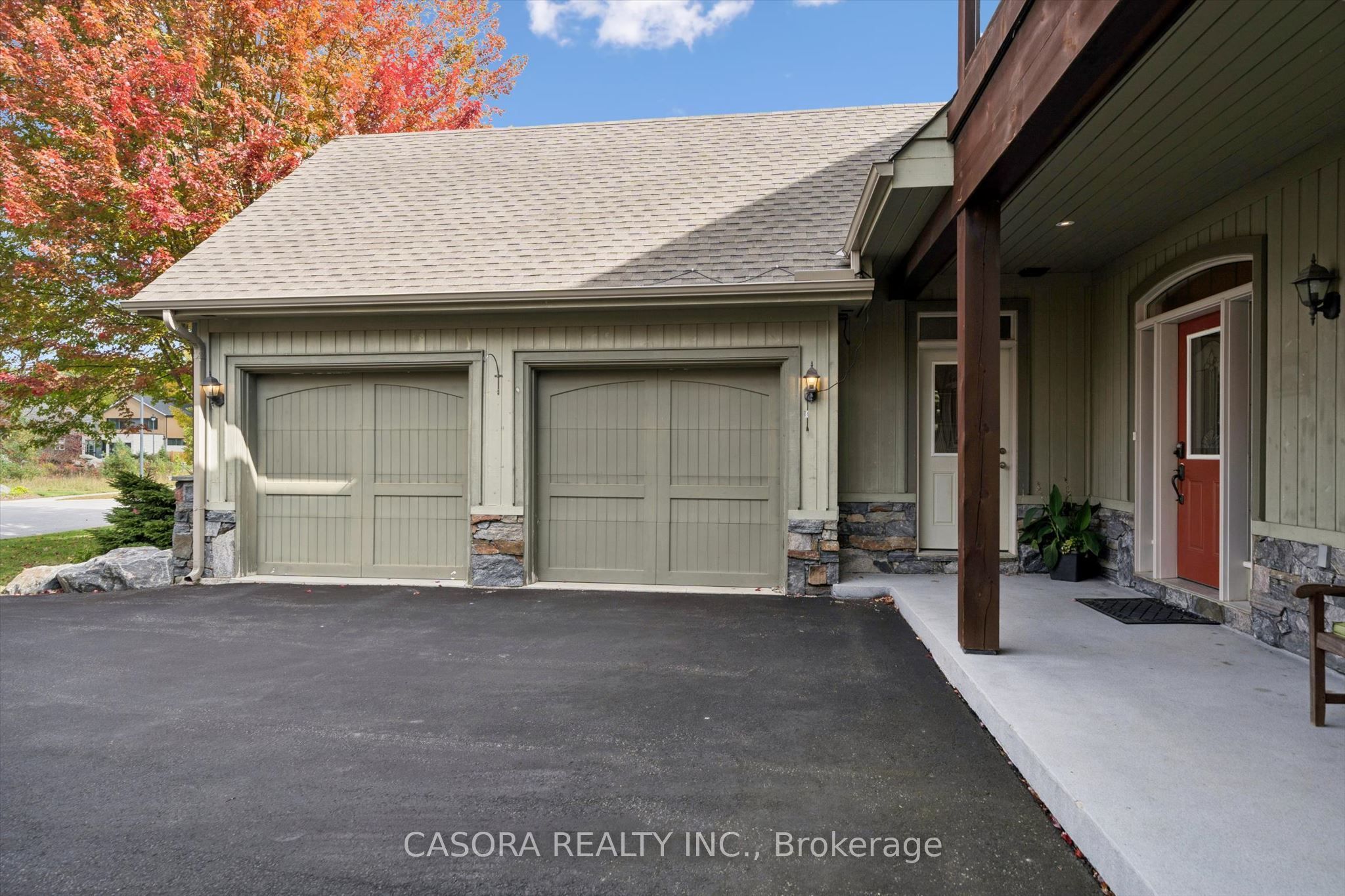 15 Breakwater Court Property Photo 40