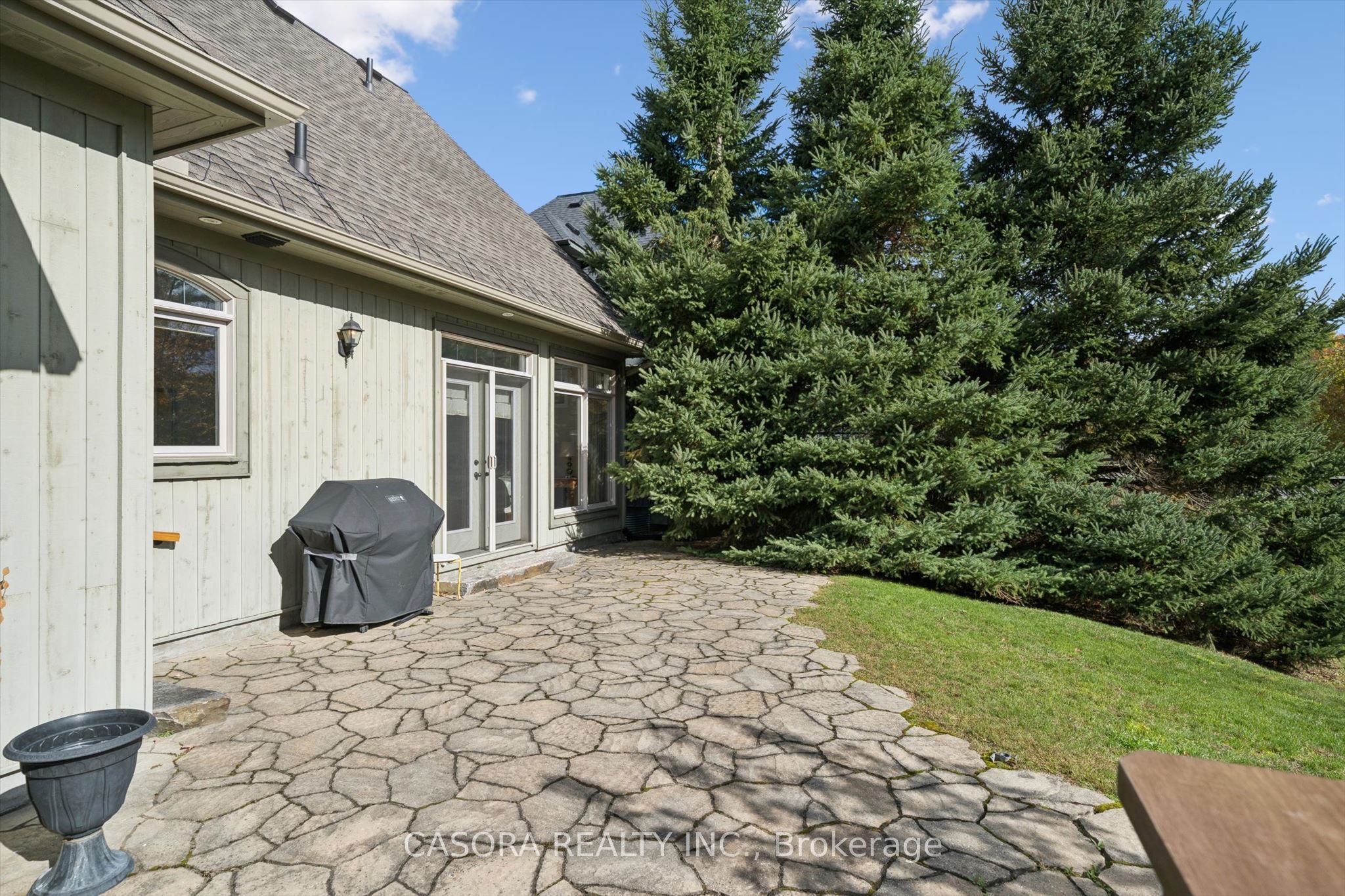 15 Breakwater Court Property Photo 45