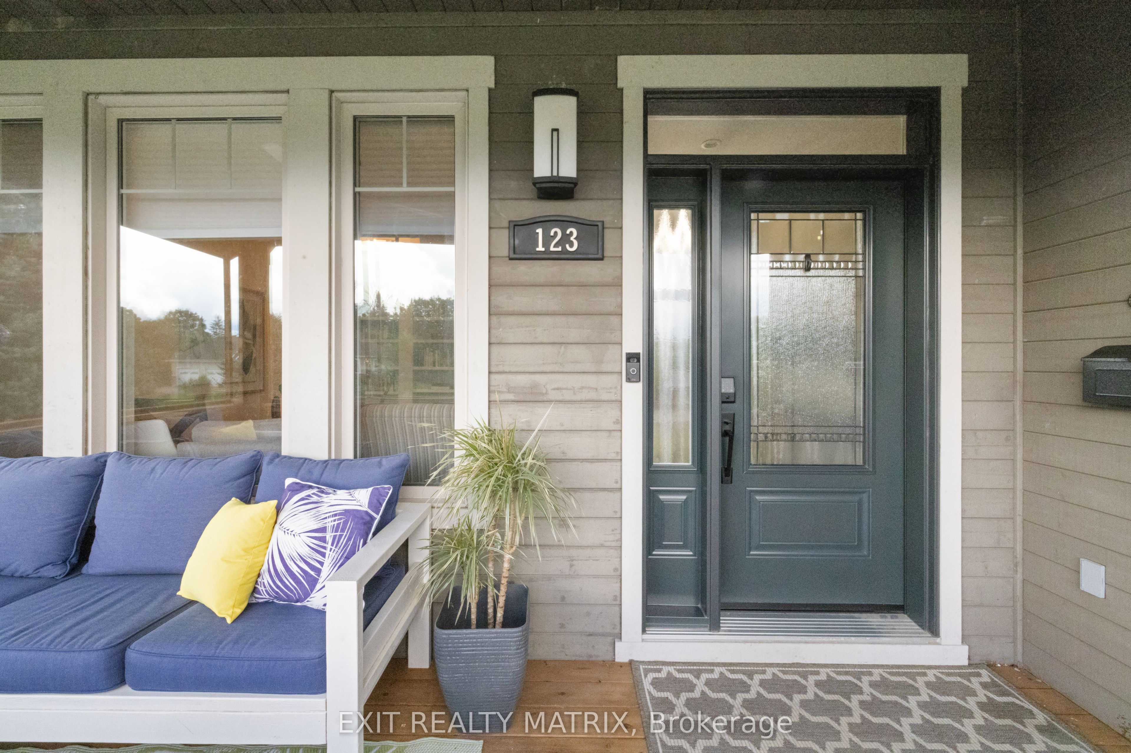 123 Muirfield Court Property Photo 1