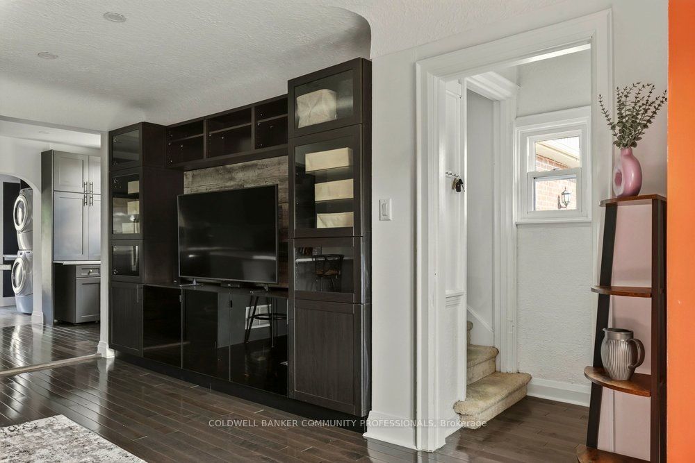 65 Edinburgh Avenue Property Photo 8