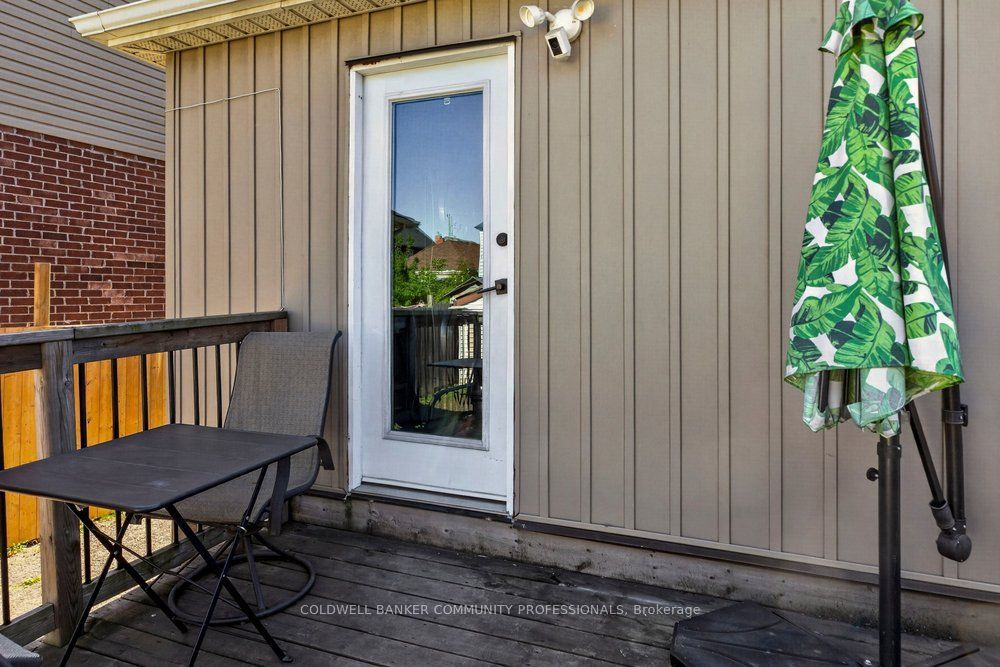 65 Edinburgh Avenue Property Photo 37