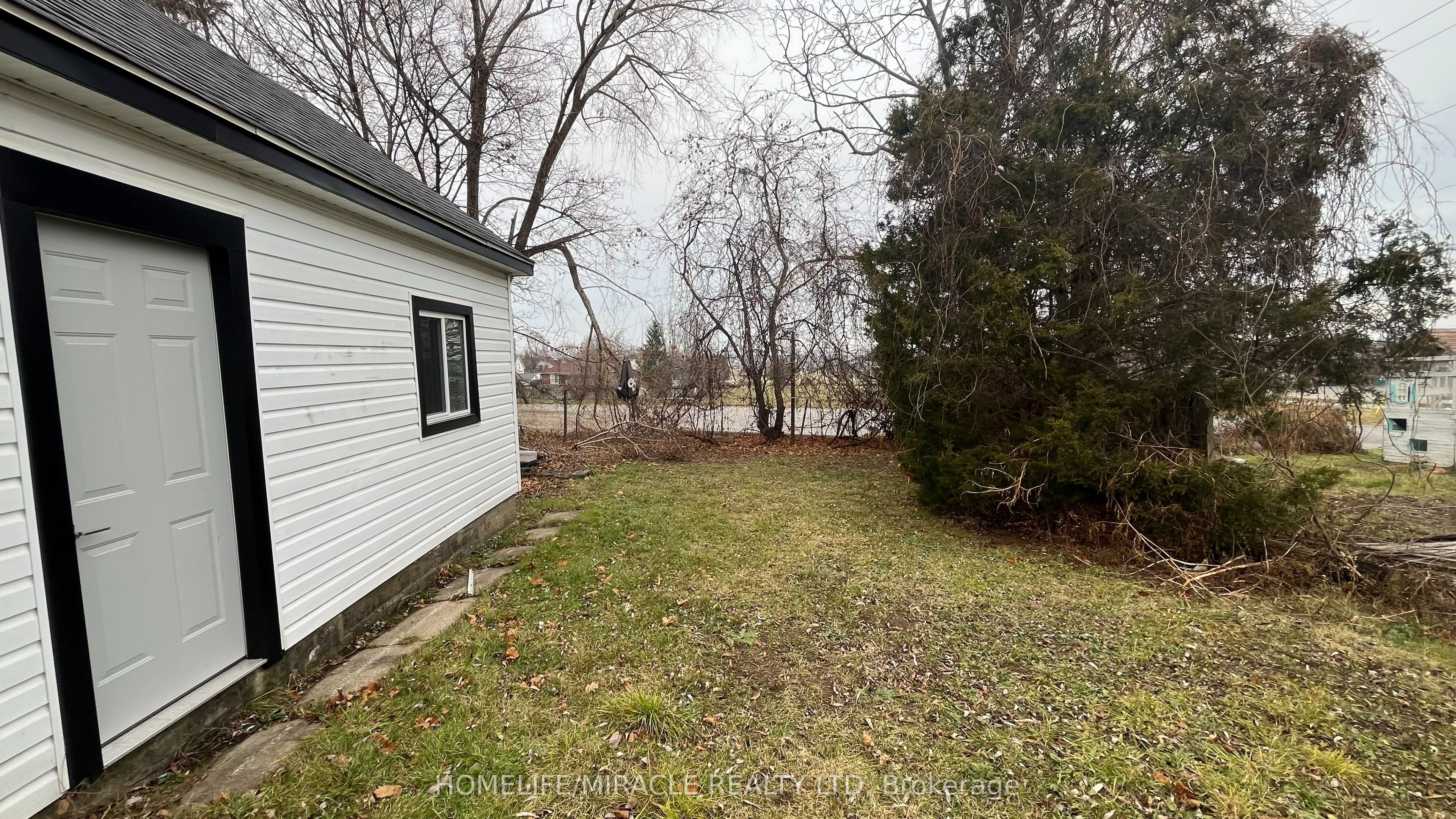 5659 Robinson Street Property Photo 15