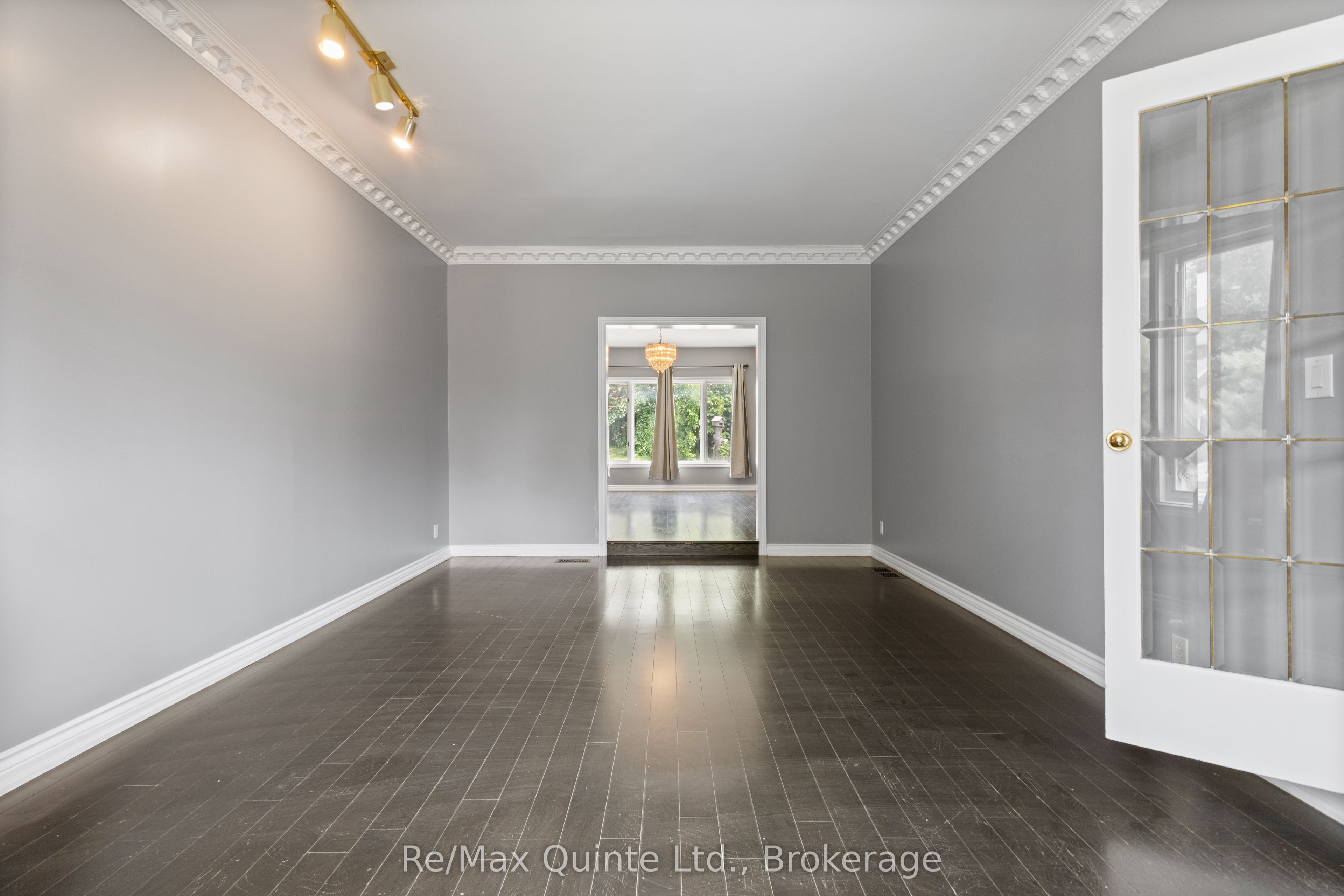 17 Applewood Court Property Photo 14