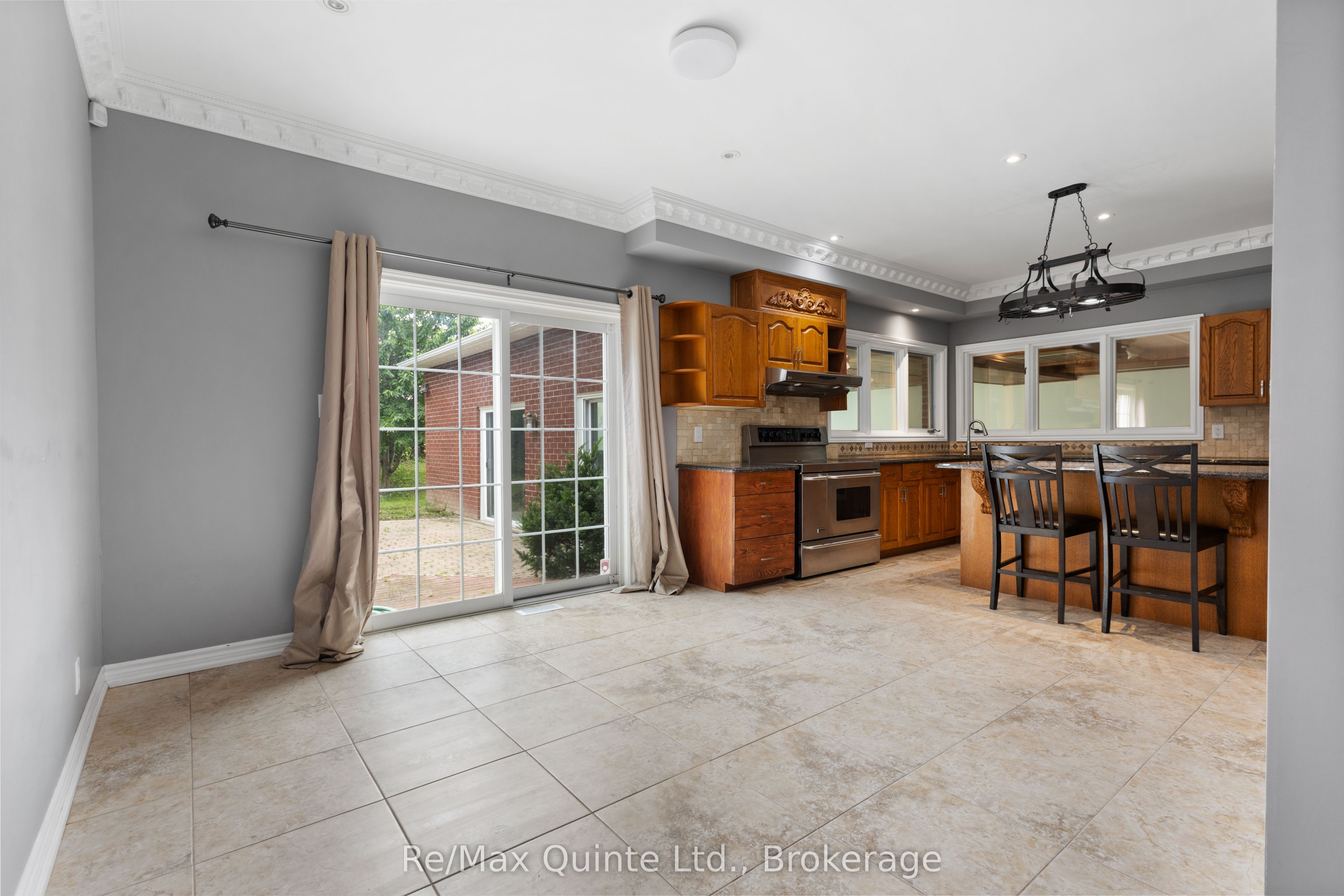 17 Applewood Court Property Photo 17