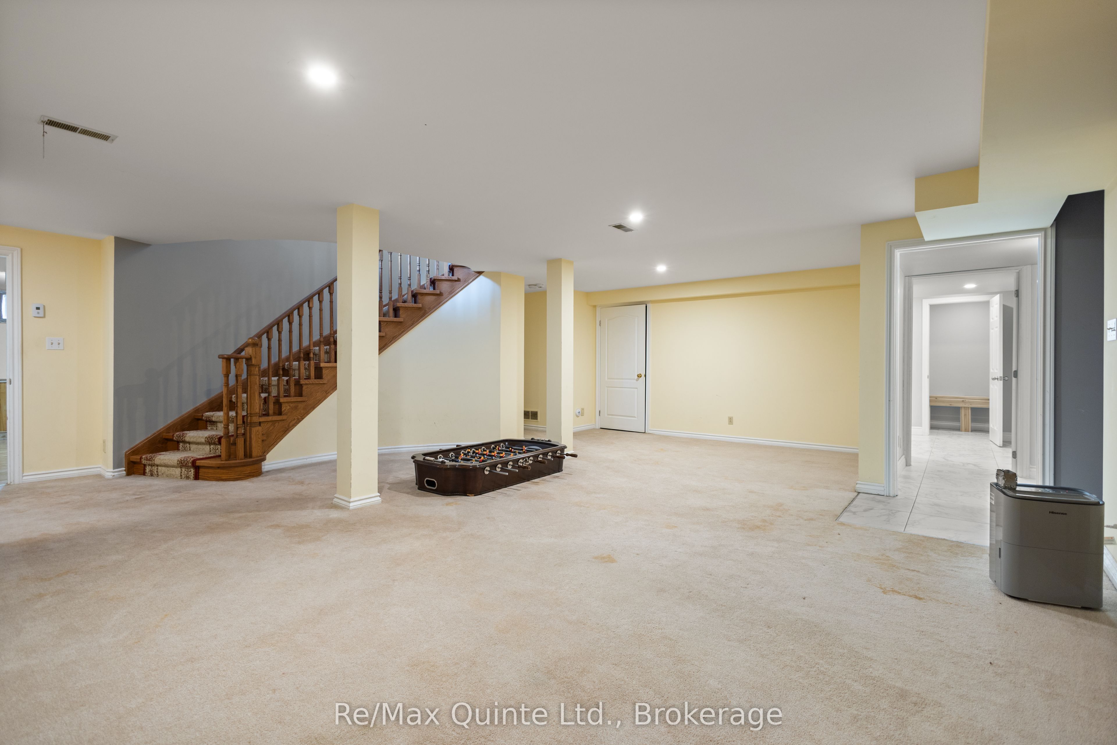 17 Applewood Court Property Photo 44