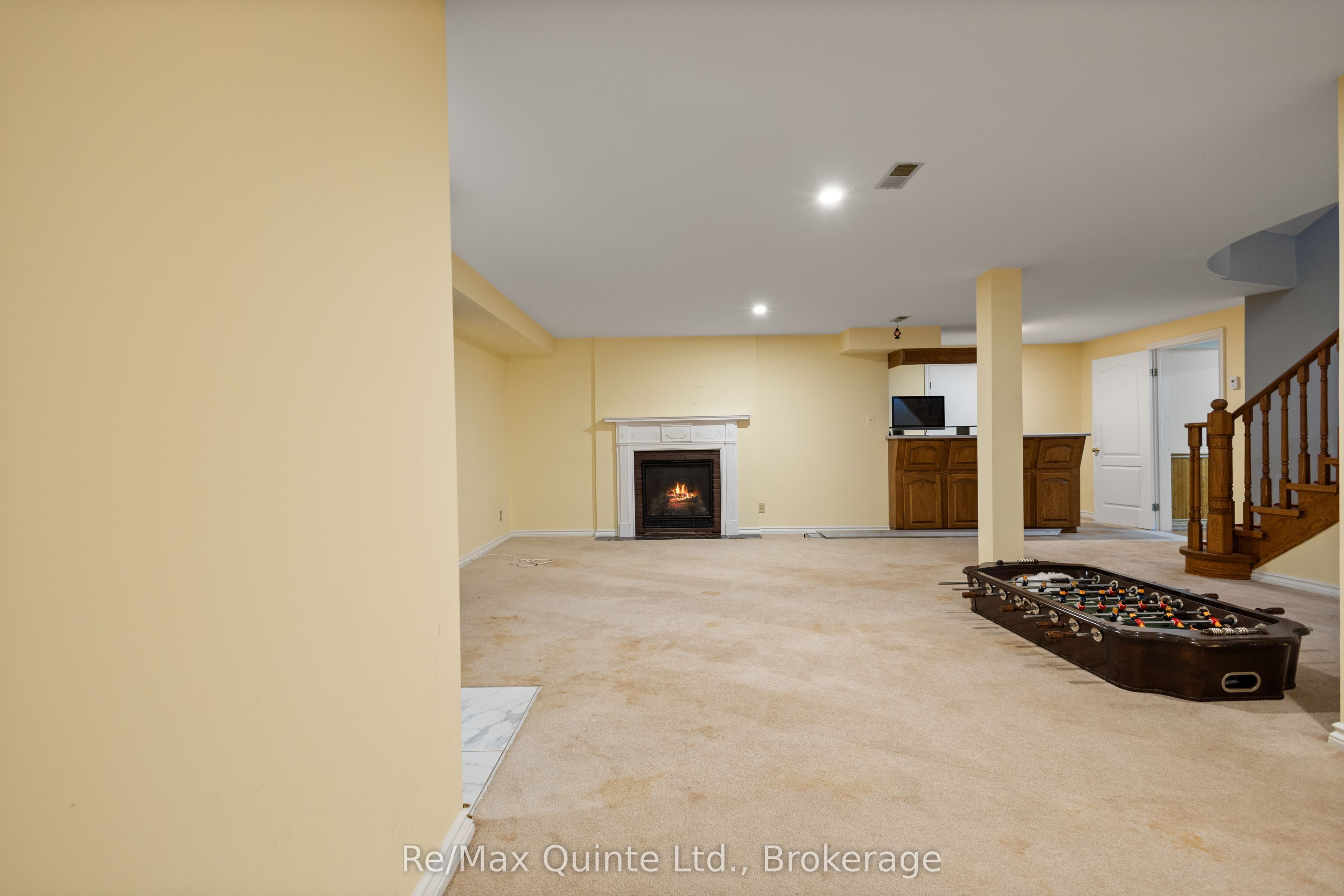 17 Applewood Court Property Photo 45