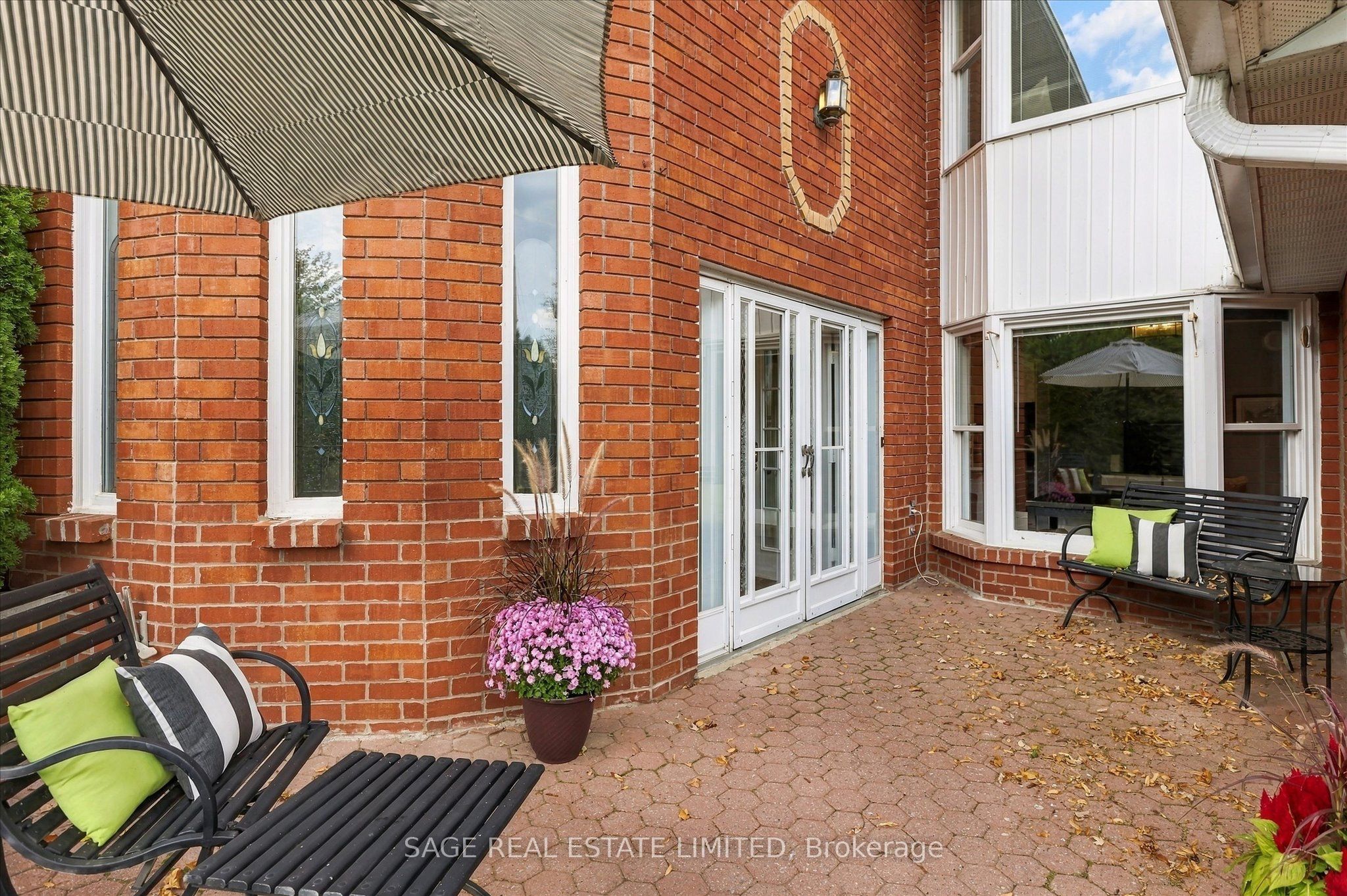 1 Sherwood Street 401 Property Photo 6