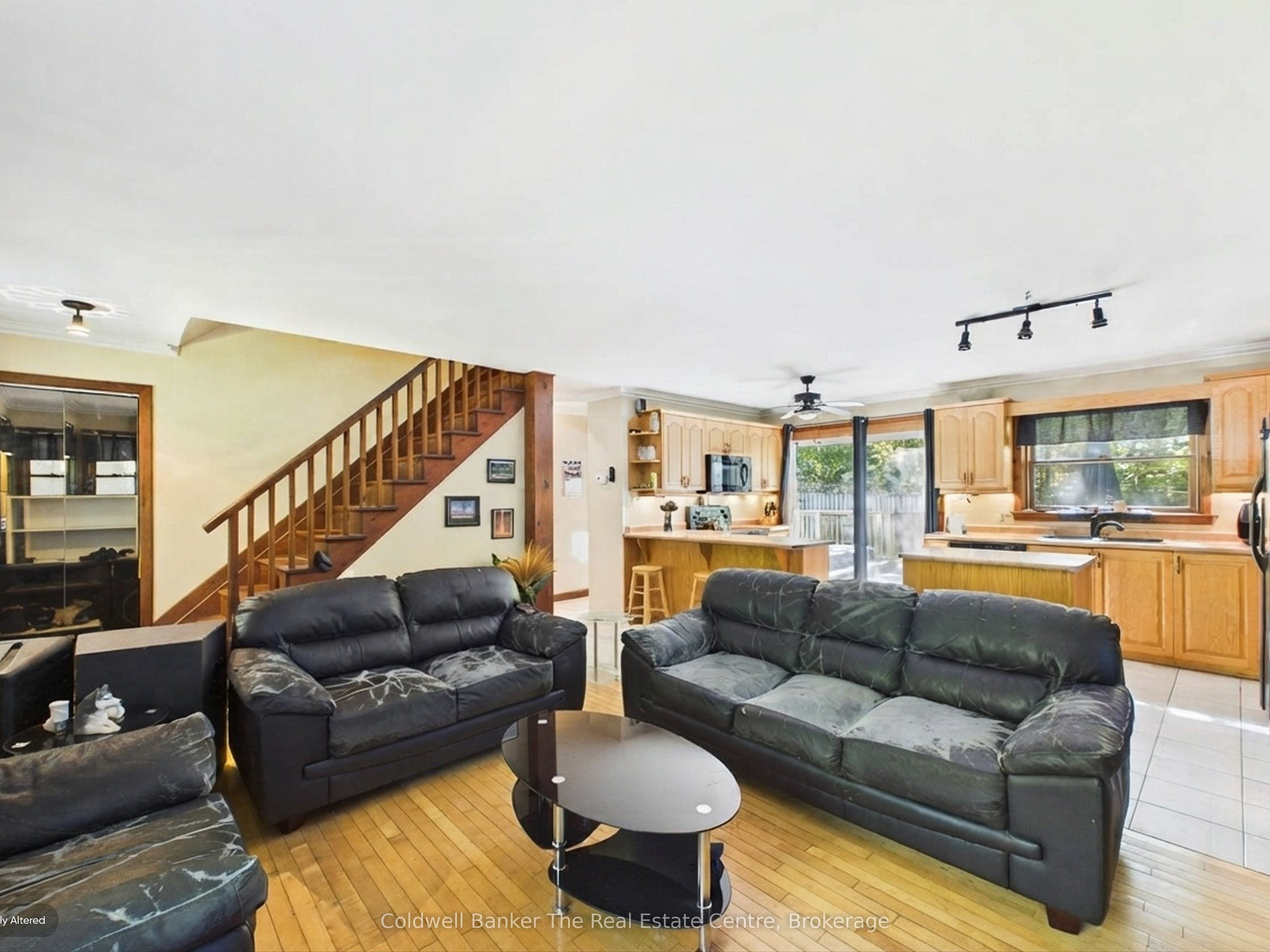 135 Segwun Boulevard Property Photo 6