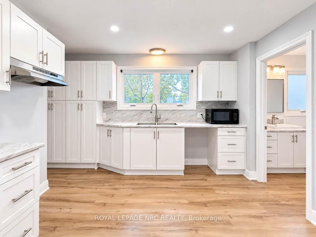 369 Lincoln Street Property Photo 10