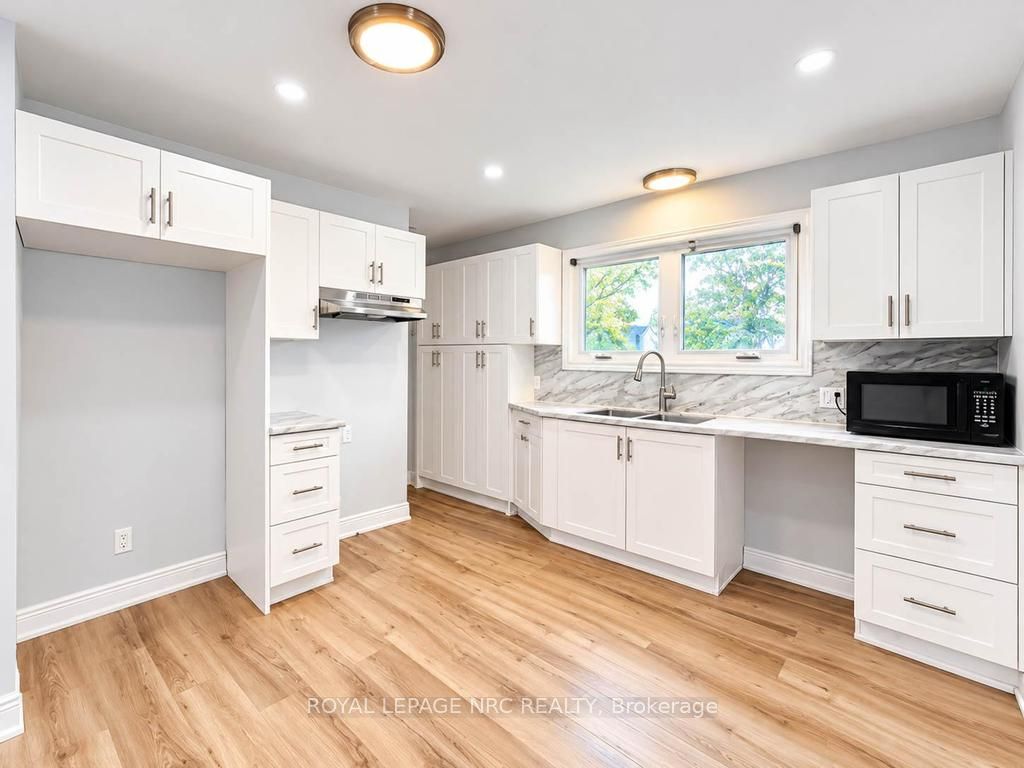 369 Lincoln Street Property Photo 12