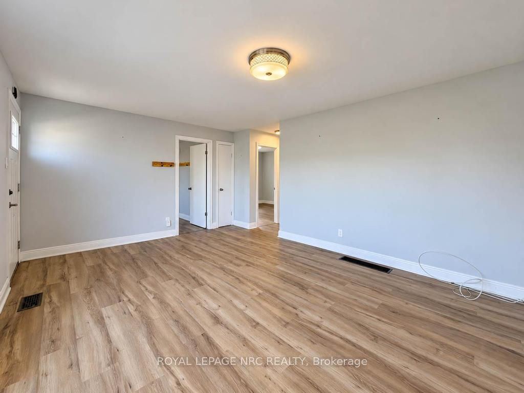 369 Lincoln Street Property Photo 21
