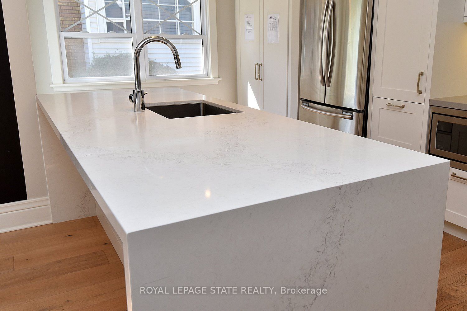 6 Nelles Boulevard Property Photo 16