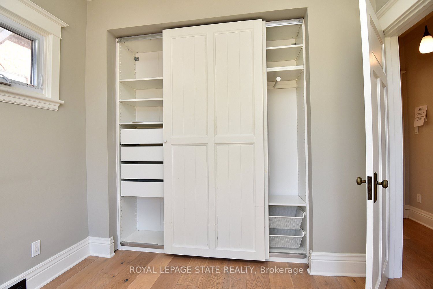 6 Nelles Boulevard Property Photo 27
