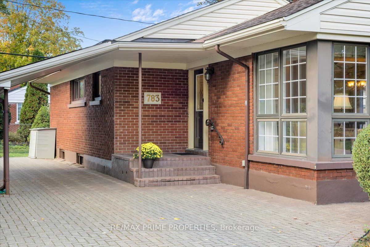 783 Wingate Drive Property Photo 3