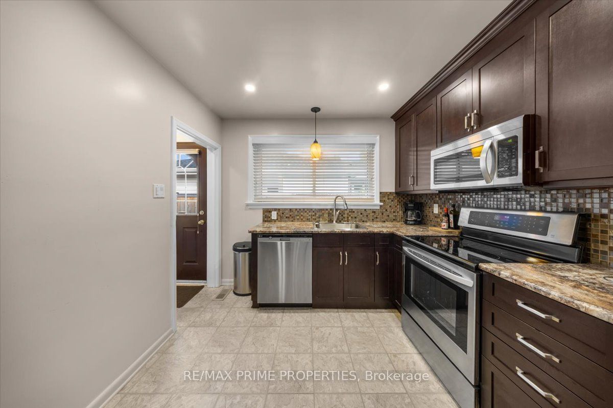 783 Wingate Drive Property Photo 14