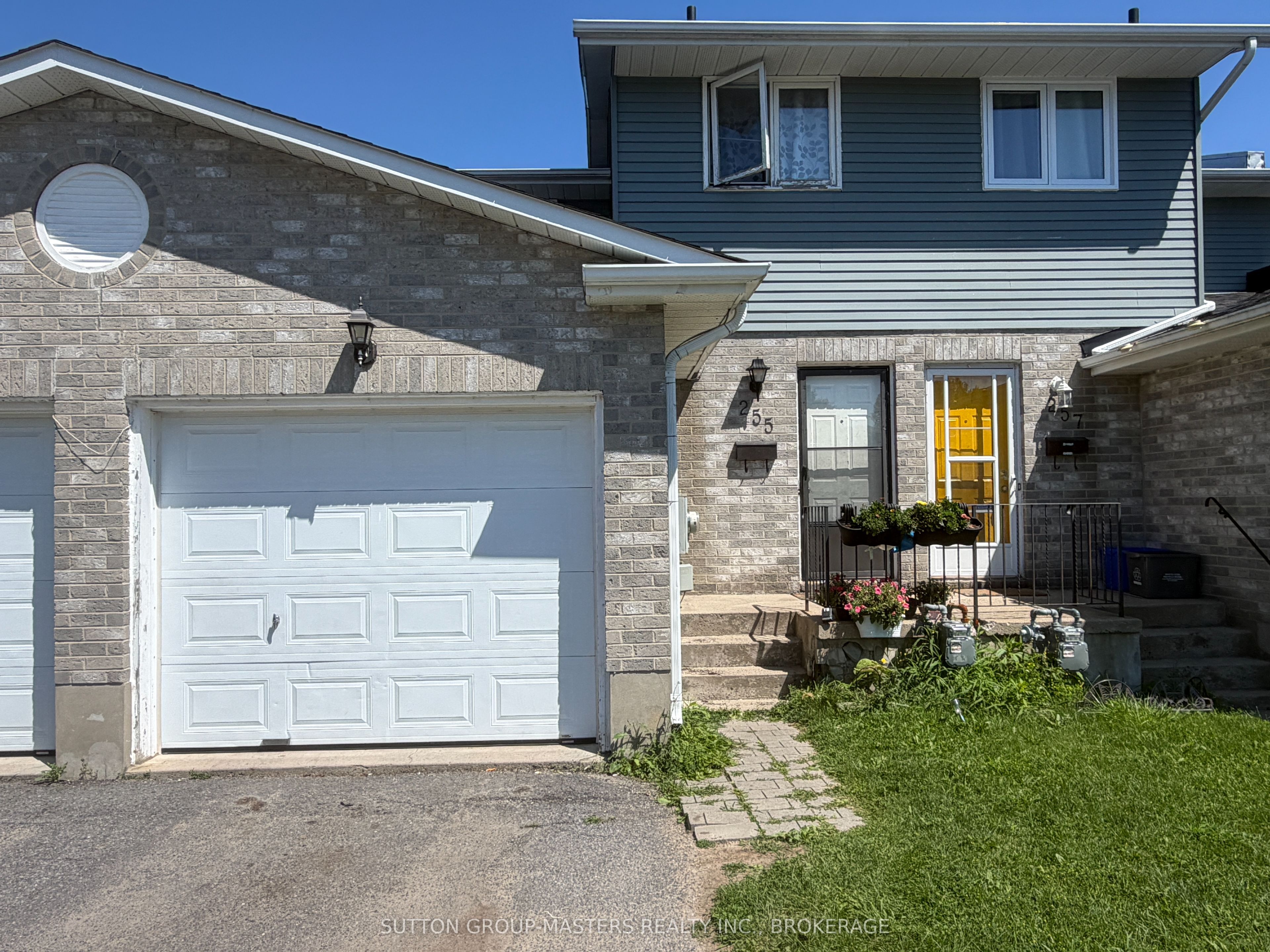 255 Melanie Avenue Property Photo 1