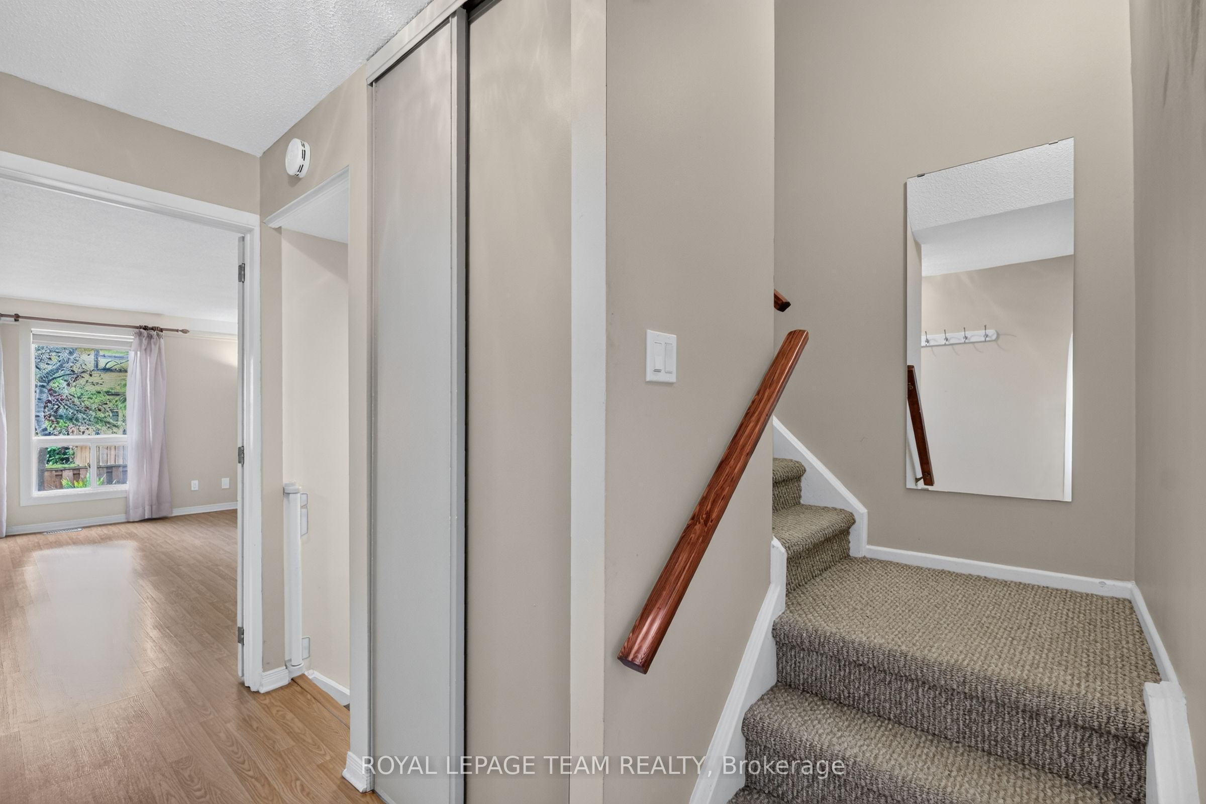 7866 Jeanne D'arc Boulevard Property Photo 25