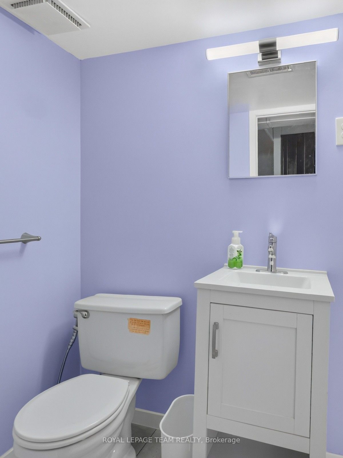 7866 Jeanne D'arc Boulevard Property Photo 42