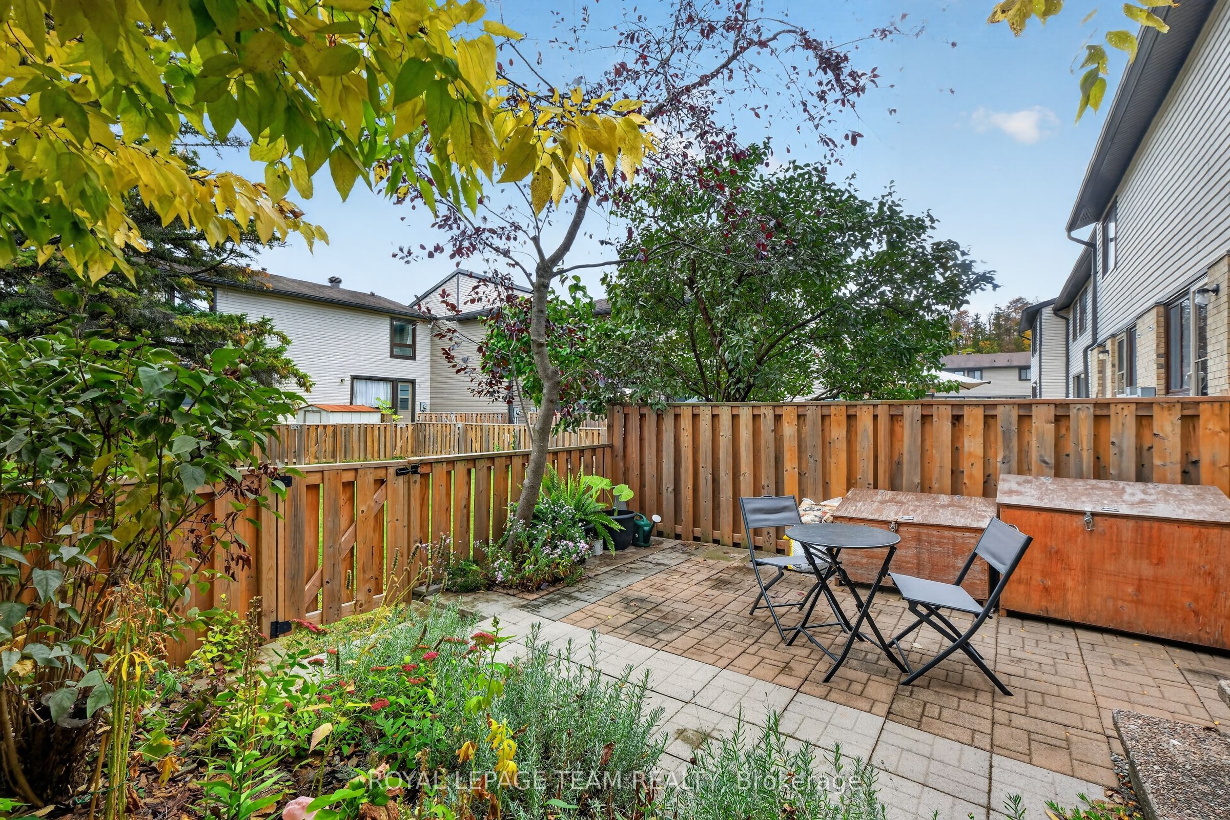 7866 Jeanne D'arc Boulevard Property Photo 49