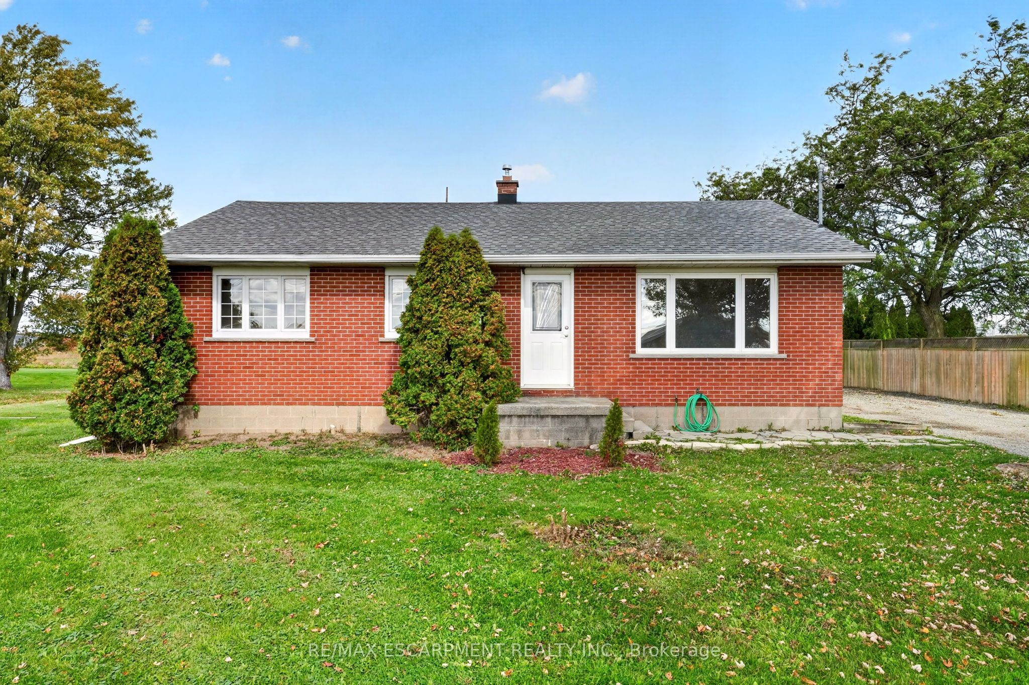 320 Mud Street Property Photo 1