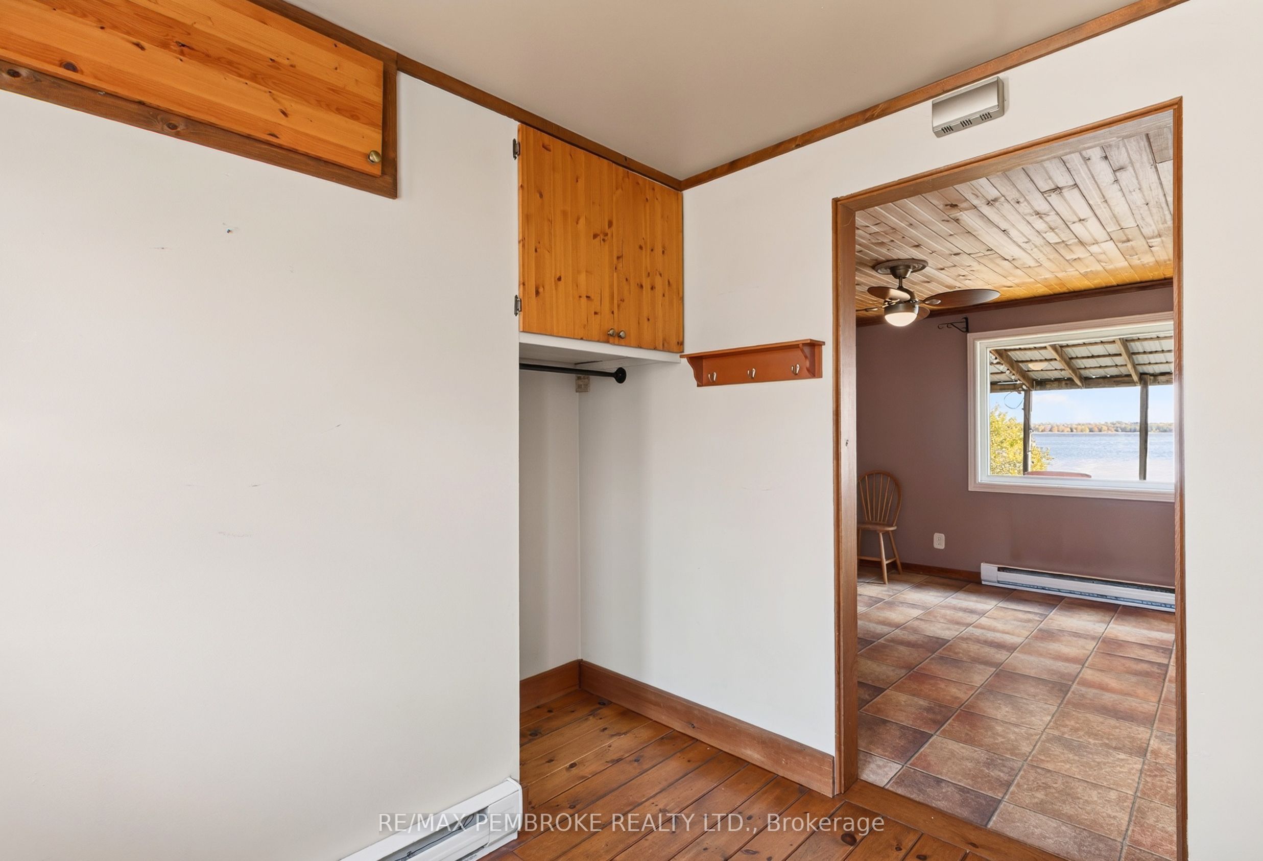 1213 Burns Drive Property Photo 9