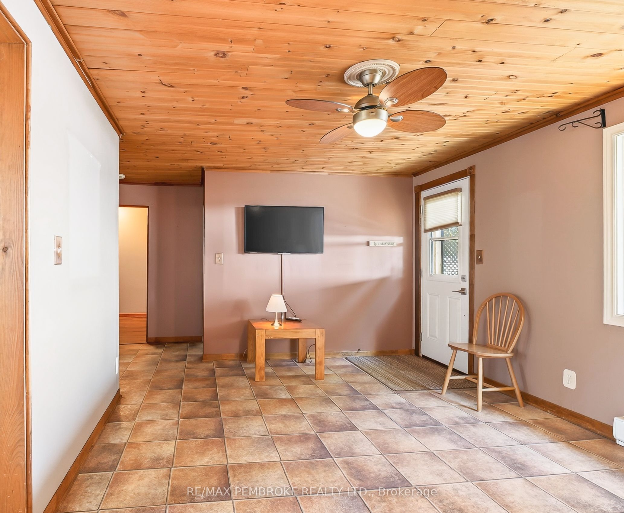 1213 Burns Drive Property Photo 14