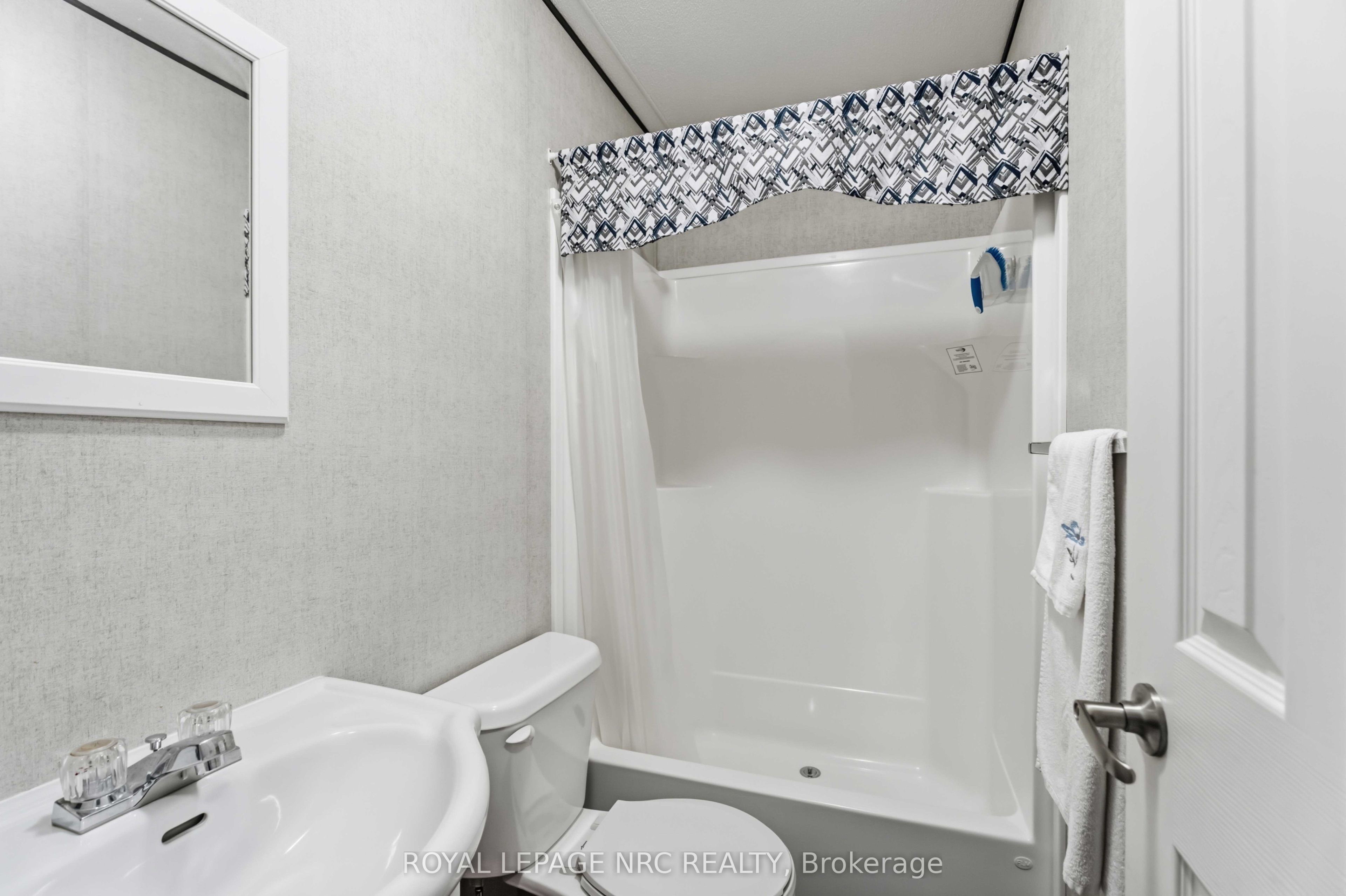 1501 Line 8 Road 310 Property Photo 21