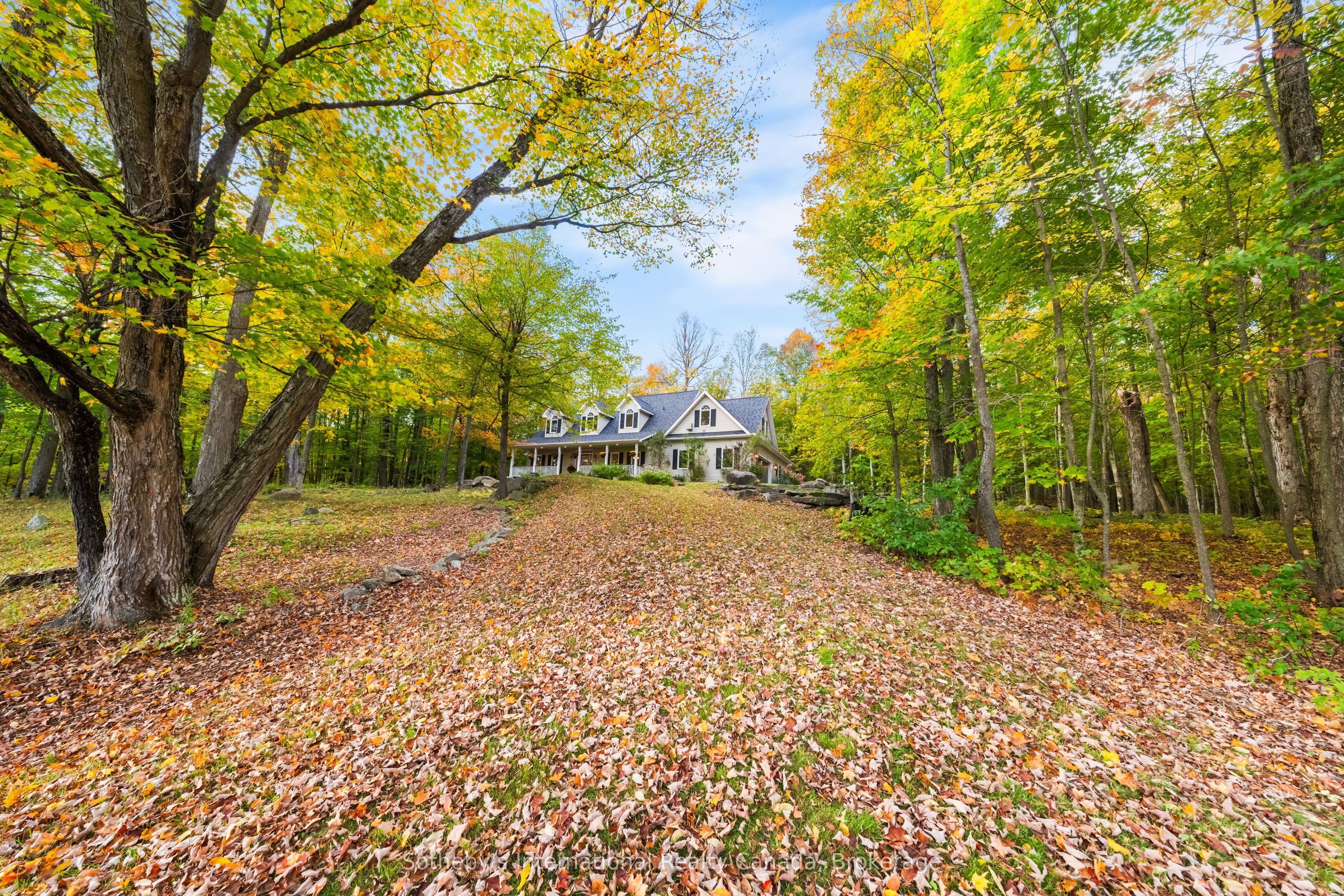 1259 Golf Course Road Property Photo 4