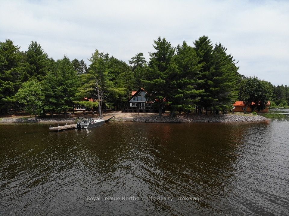 693 Sandy Island Property Photo 4