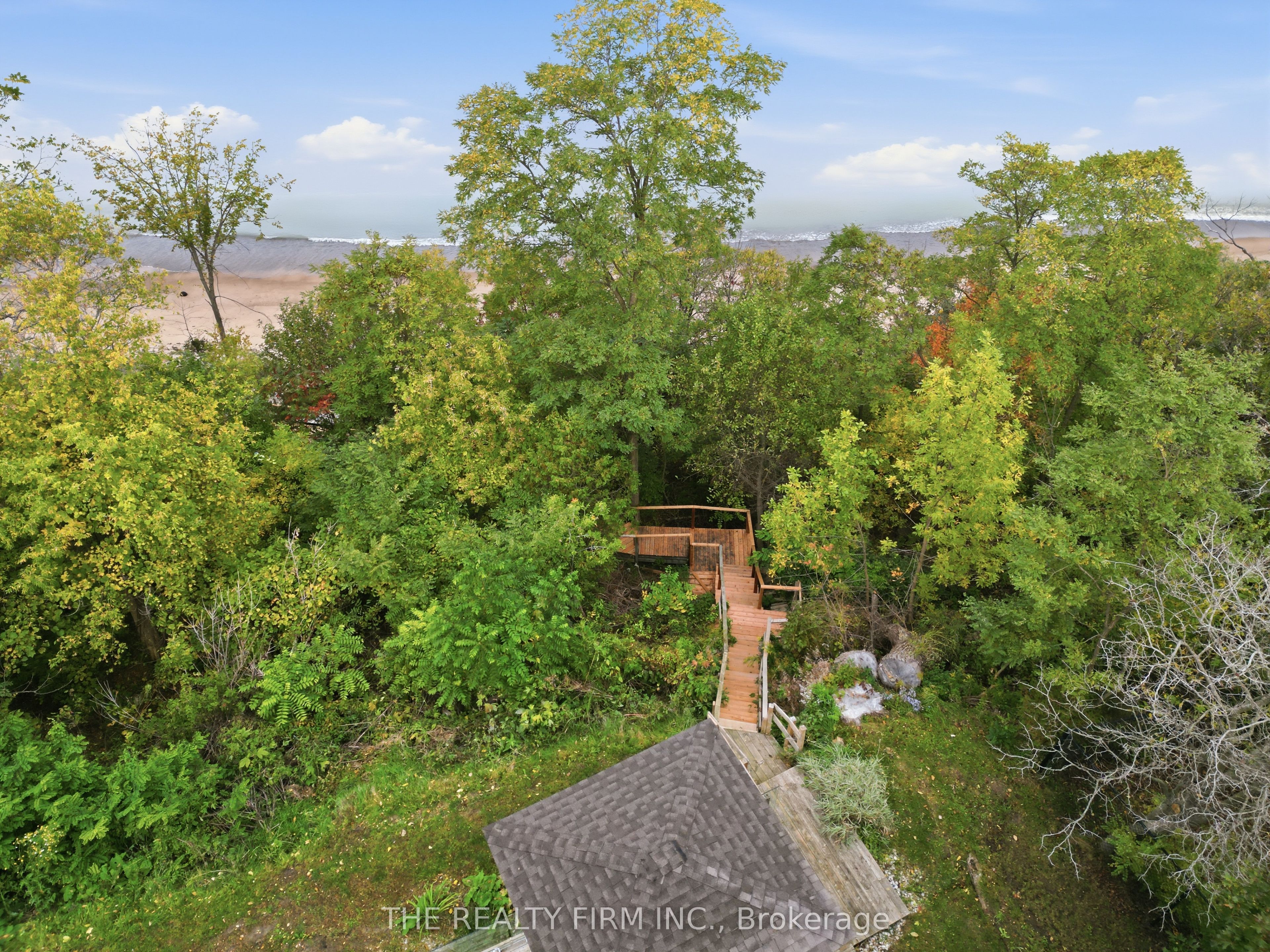 3692 Beverly Glen Property Photo 37