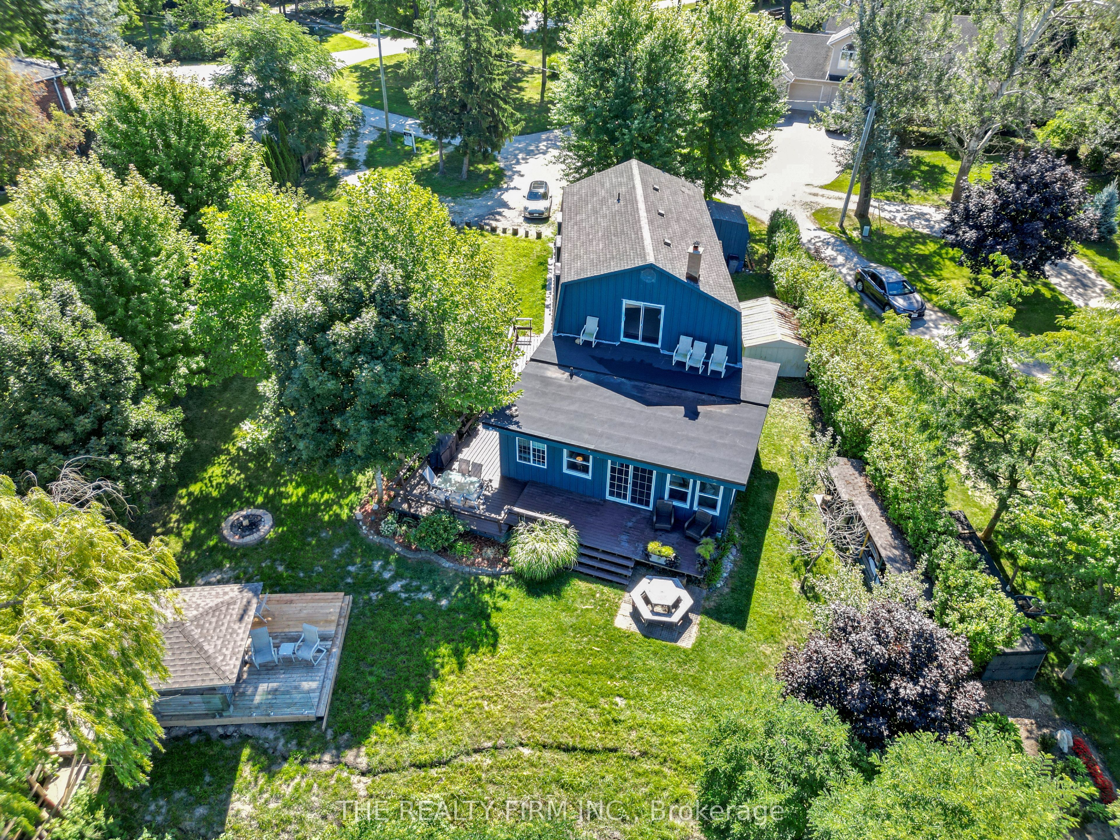 3692 Beverly Glen Property Photo 45