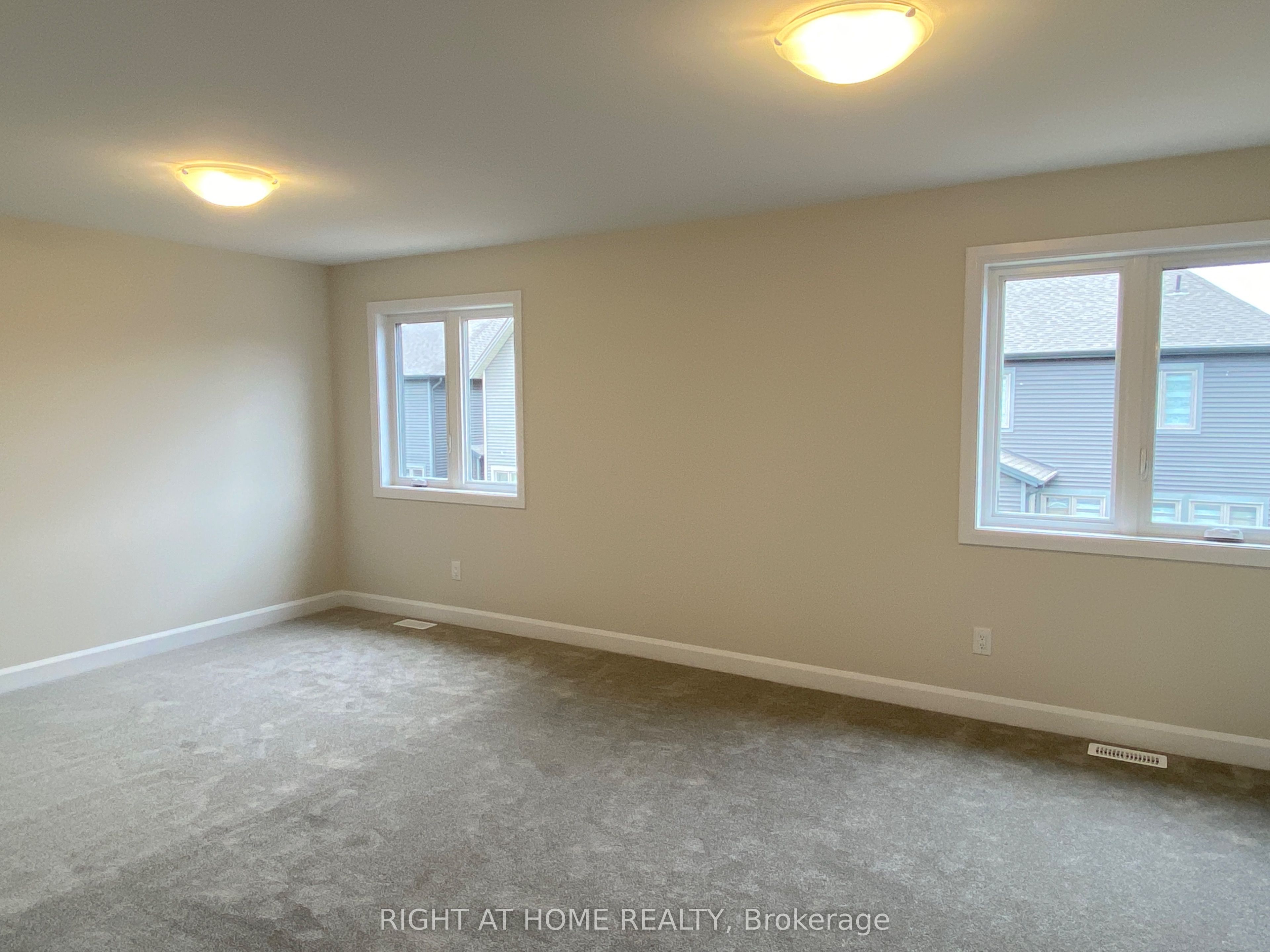 608 Moonflower Crescent Property Photo 15