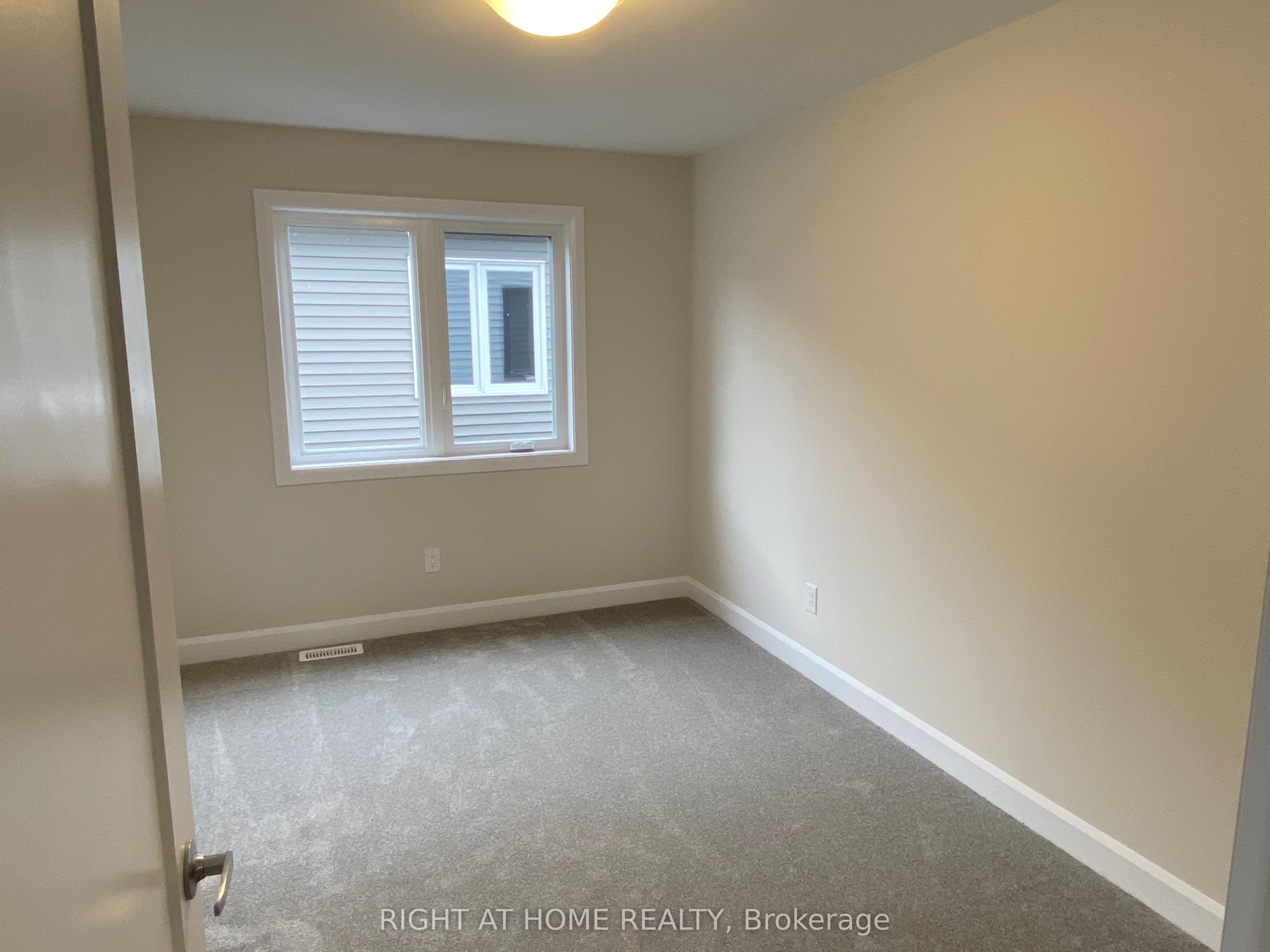 608 Moonflower Crescent Property Photo 18