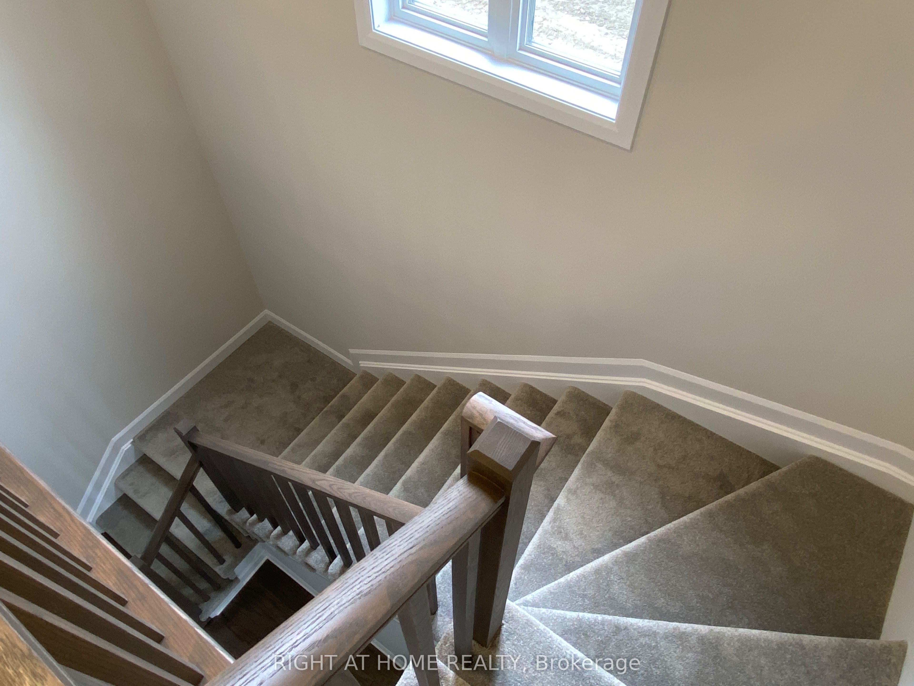 608 Moonflower Crescent Property Photo 21