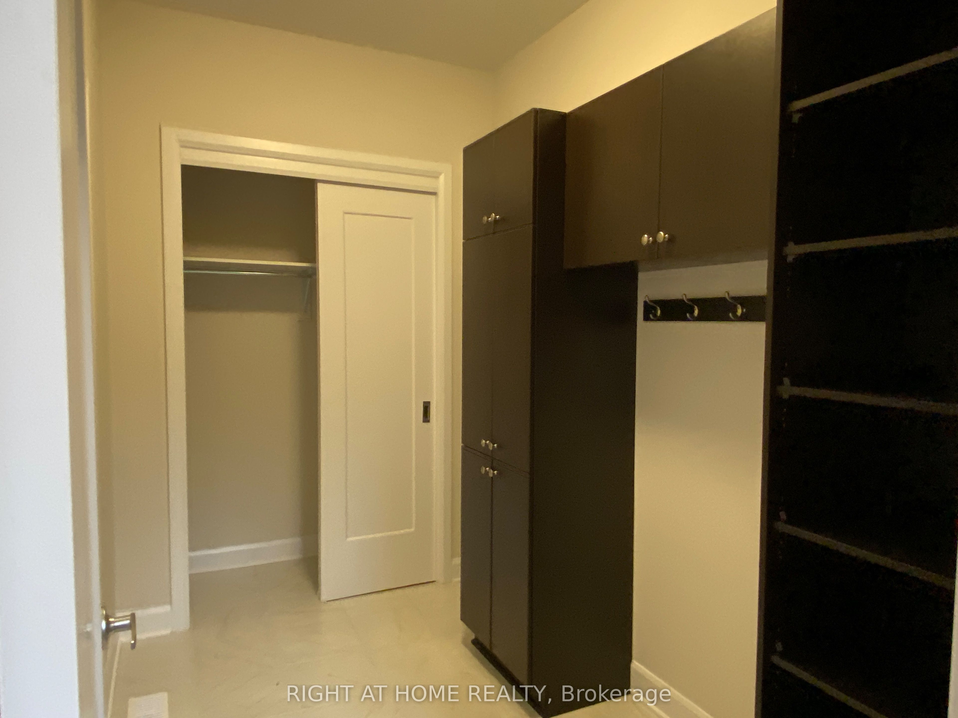 608 Moonflower Crescent Property Photo 29