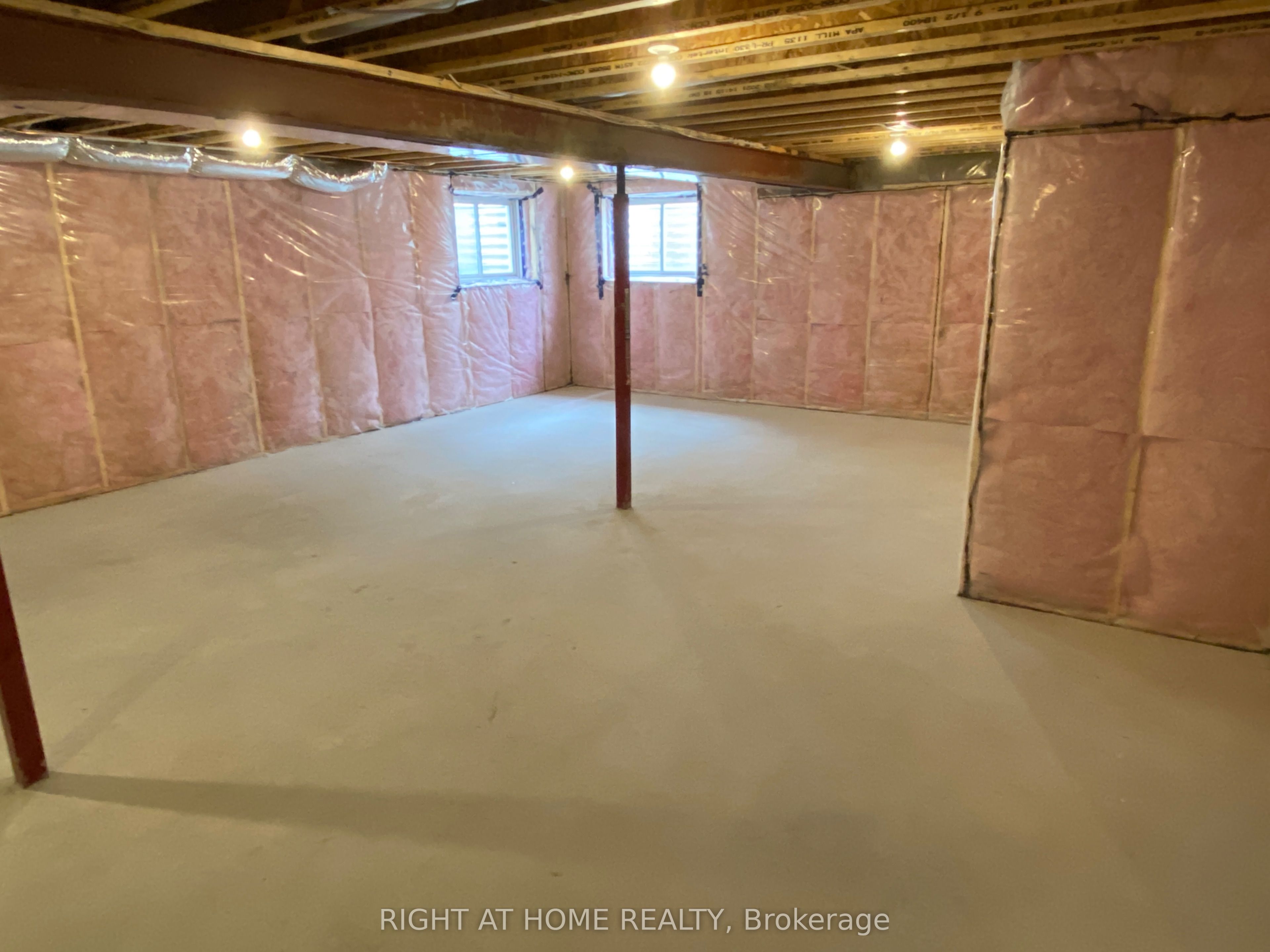 608 Moonflower Crescent Property Photo 32