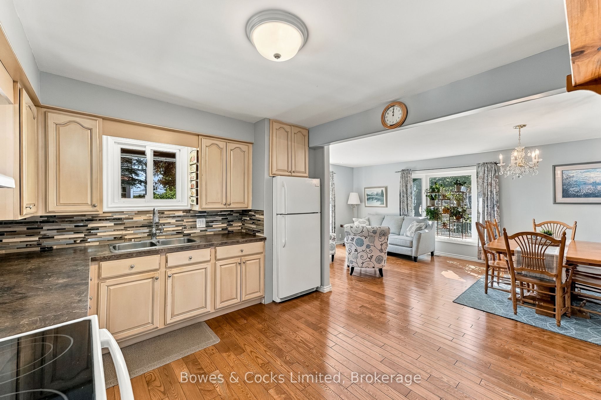 34 King Street Property Photo 16