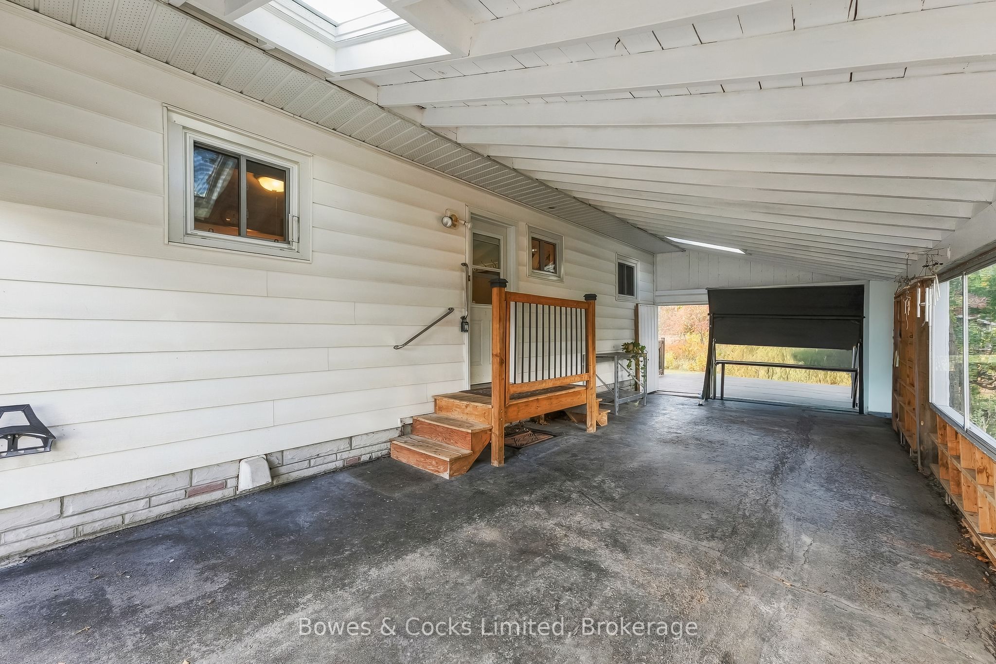 34 King Street Property Photo 31