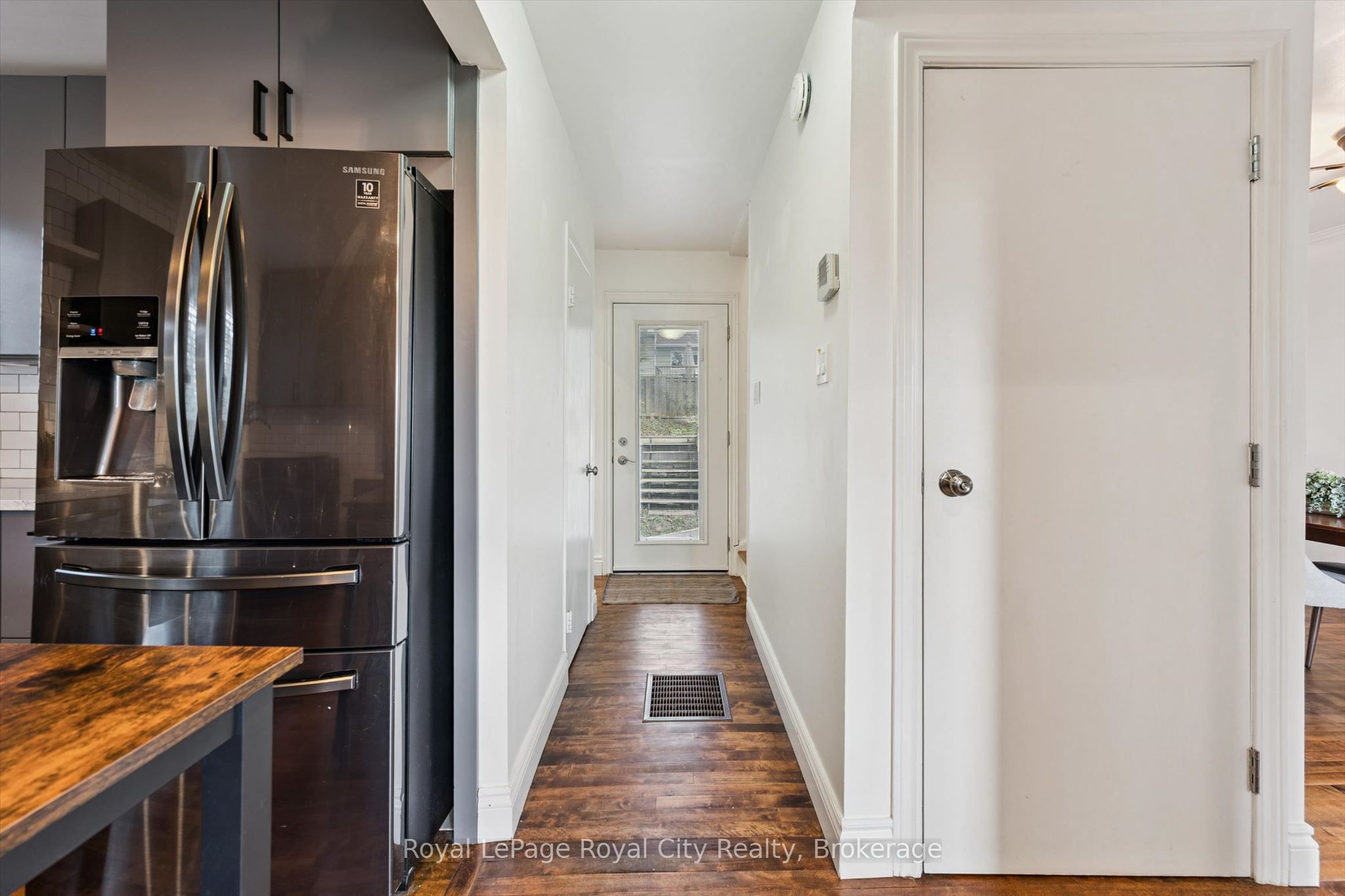 39 Ridgewood Avenue Property Photo 17