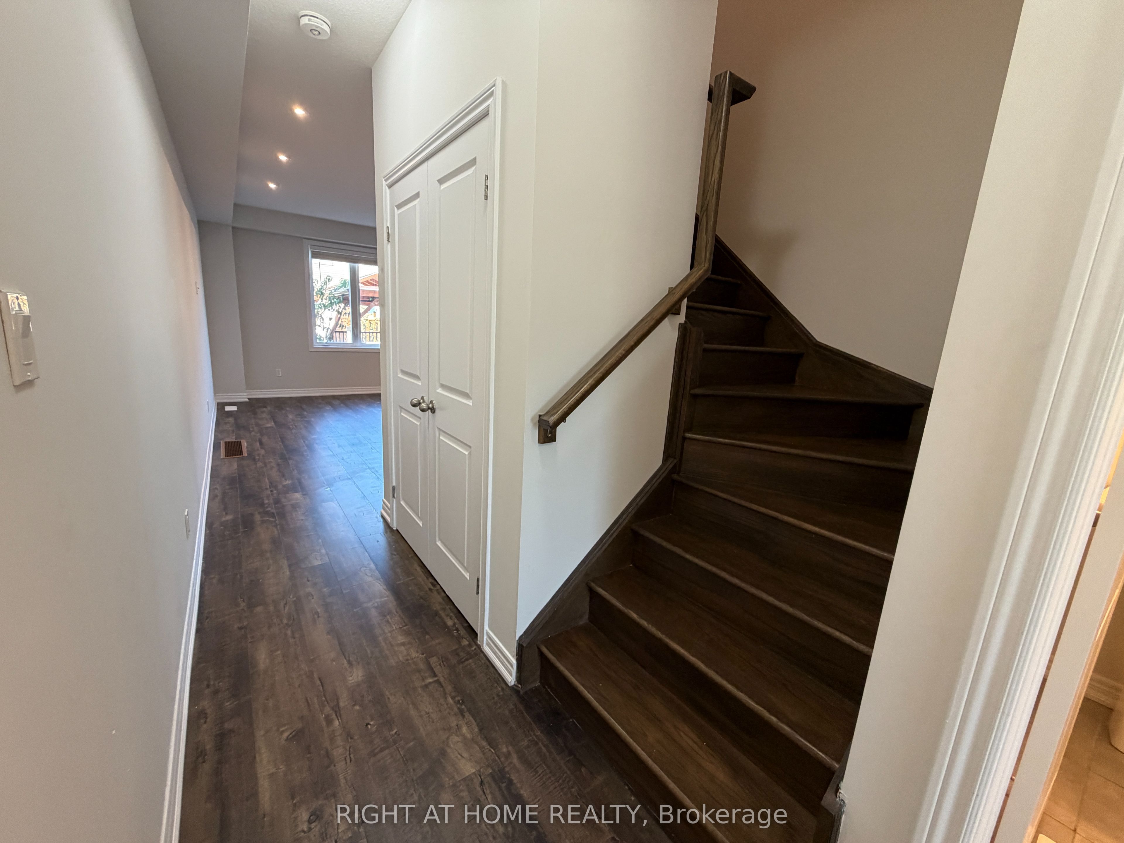 105 Sonoma Lane Property Photo 15