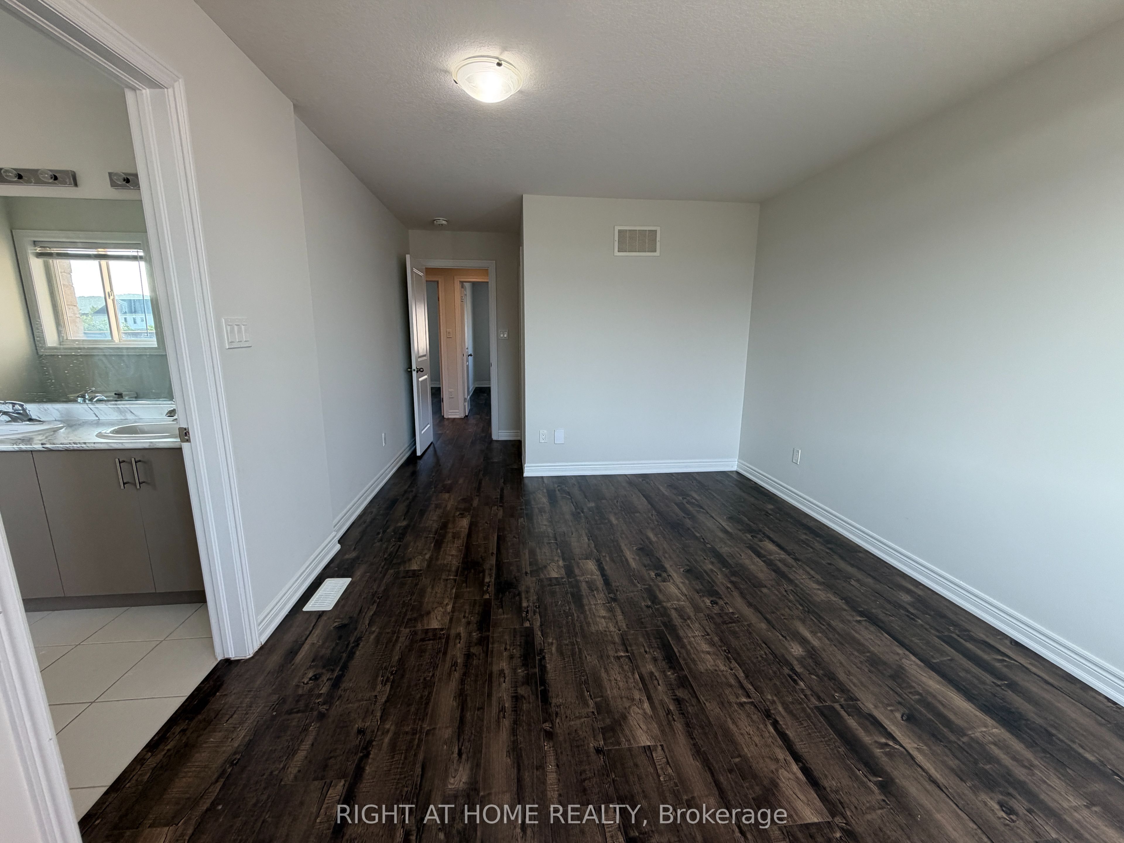 105 Sonoma Lane Property Photo 19