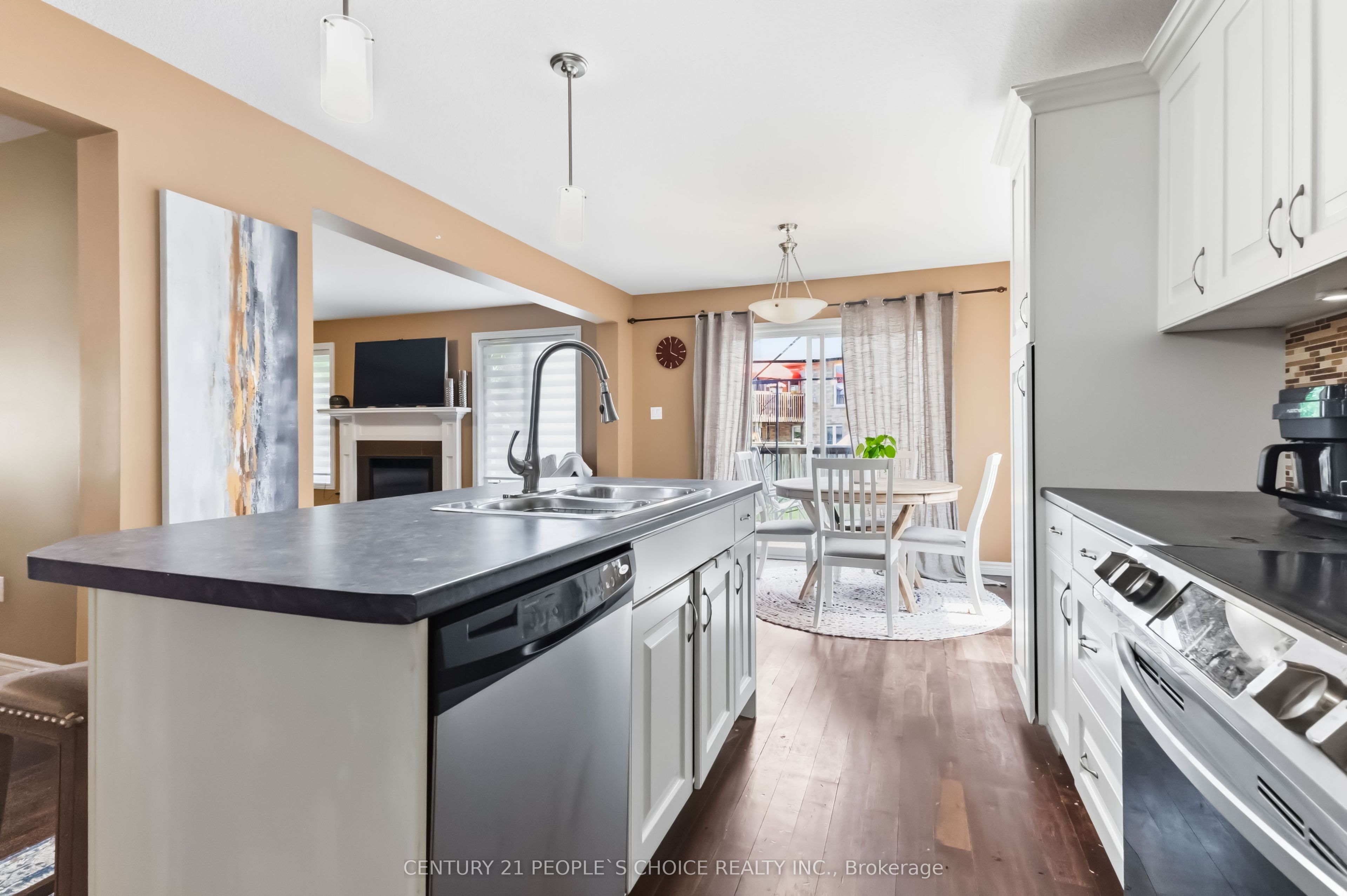 400 Skyline Avenue 15 Property Photo 8