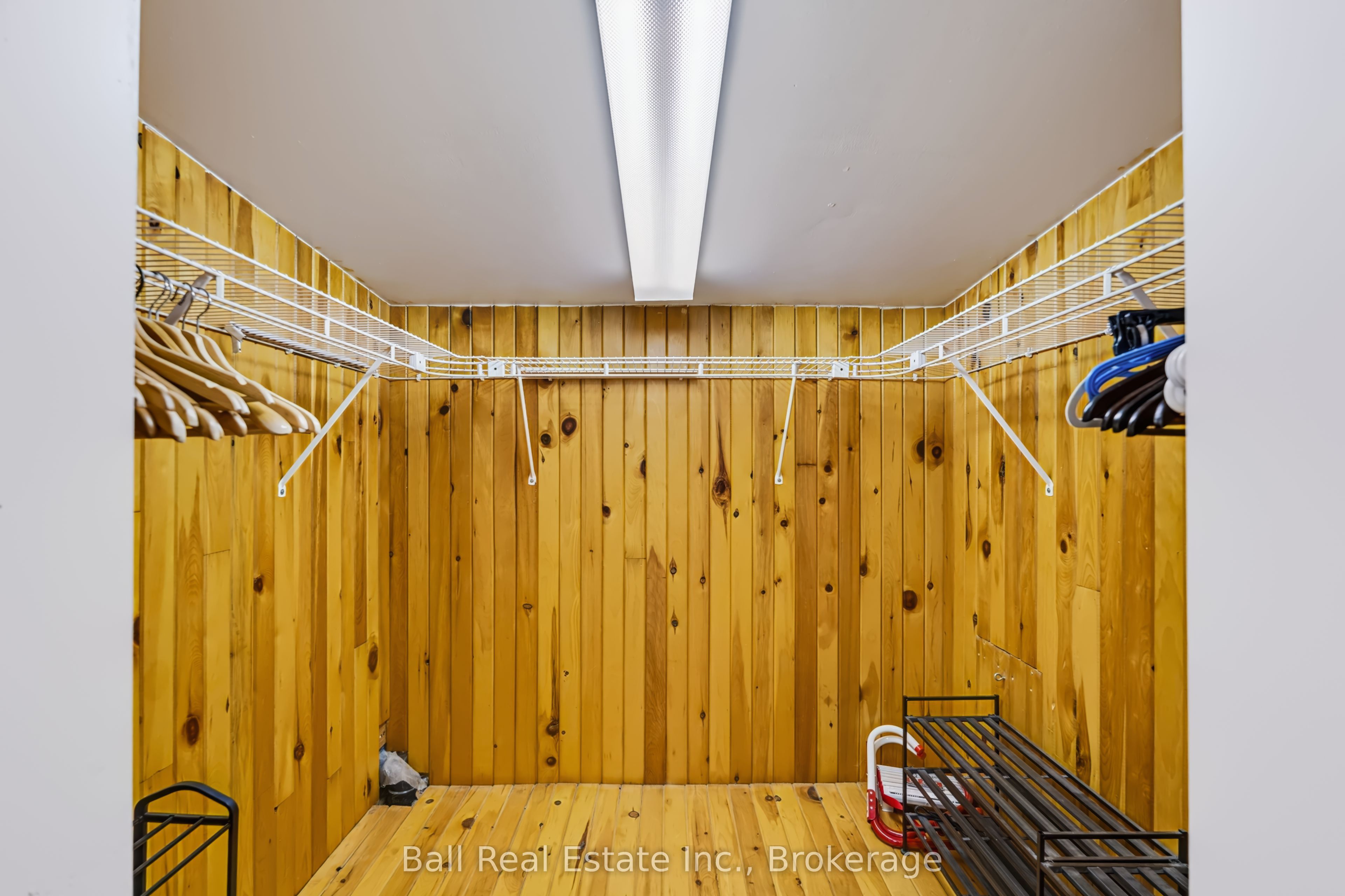 196 Perry Street Property Photo 33