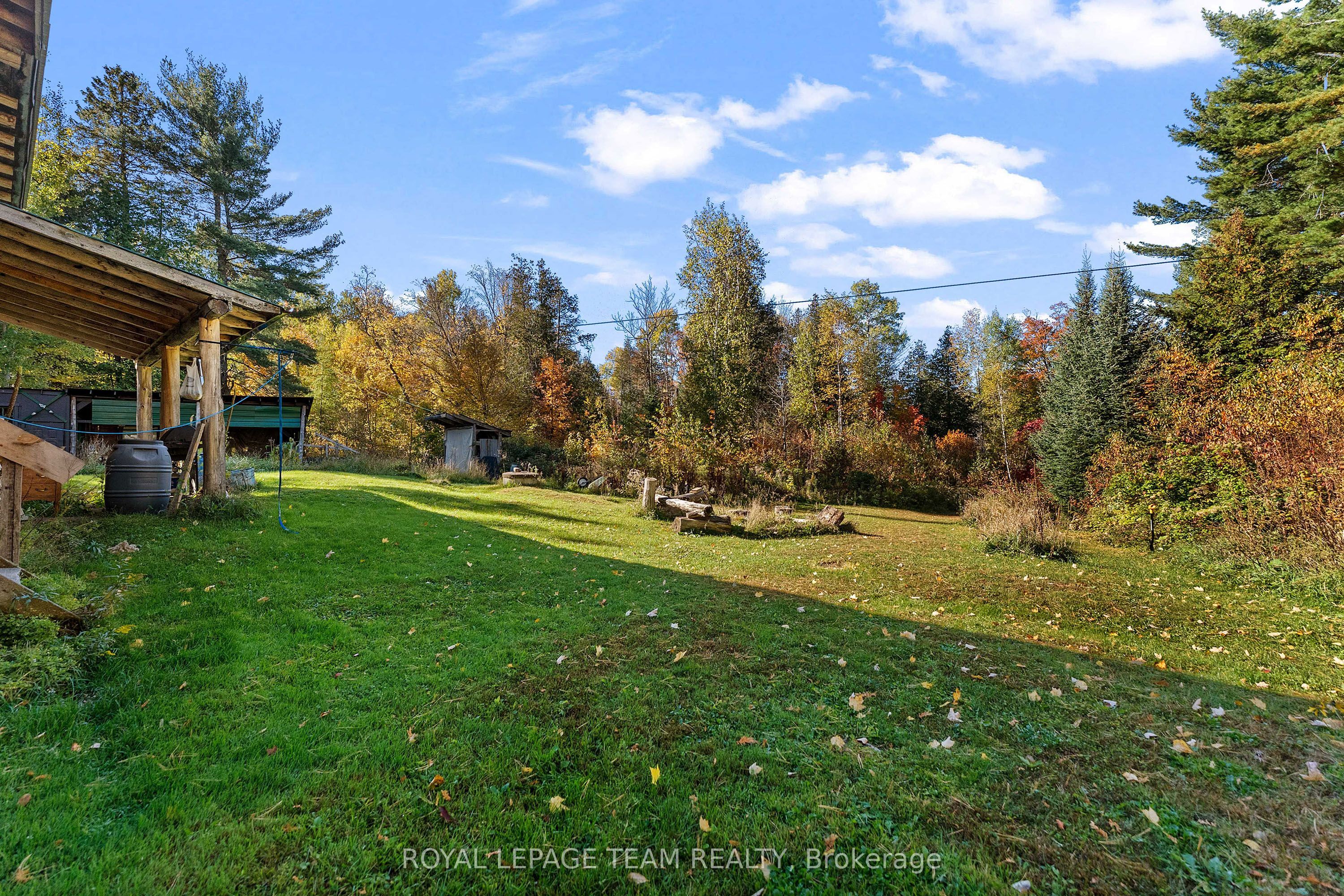 211 Woodland Lane Property Photo 6