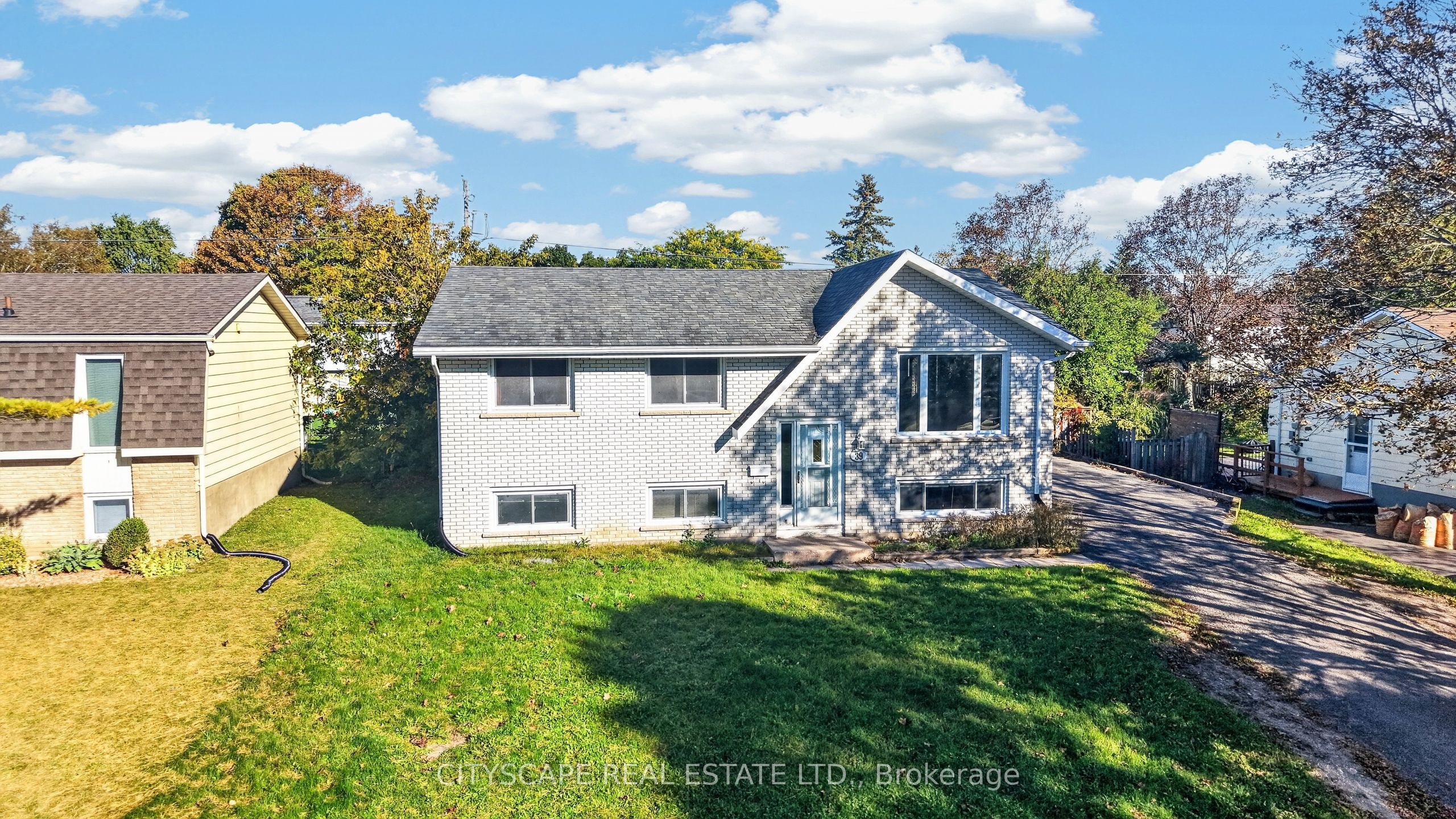 39 Huff Avenue Property Photo 3
