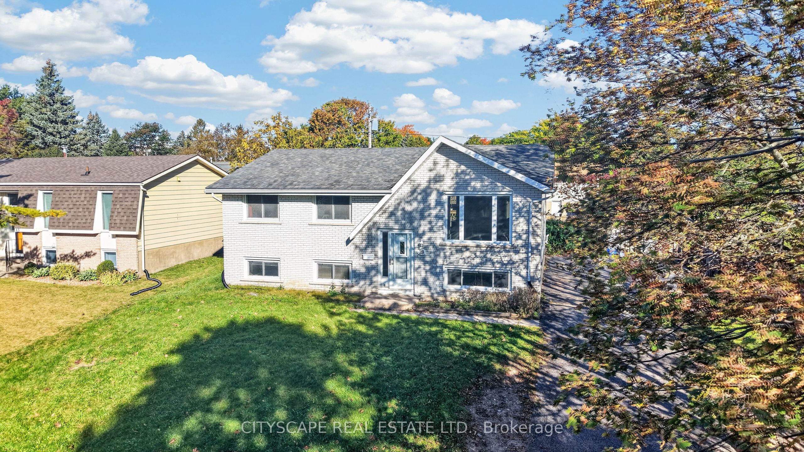 39 Huff Avenue Property Photo 4